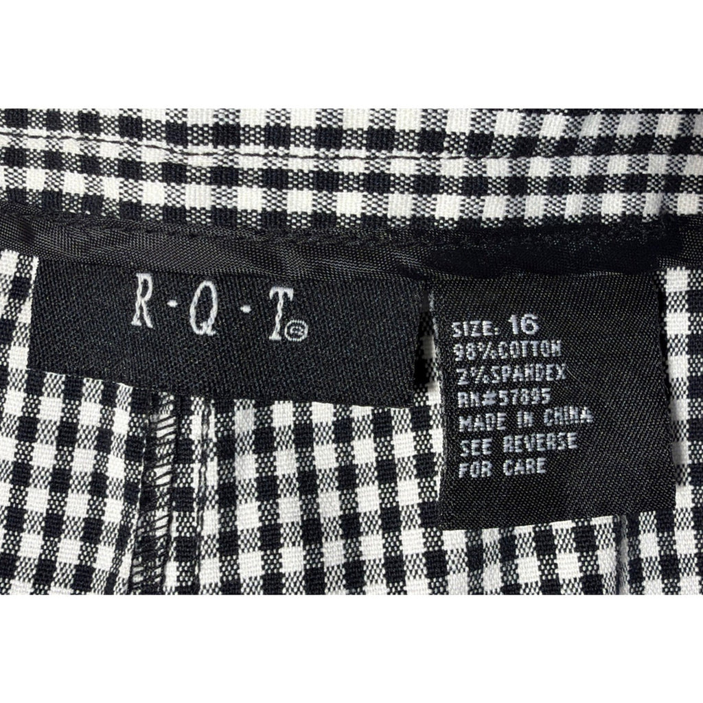 R-Q-T Women's Relaxed Capris SZ 16 Black & White Checkered New With Tags