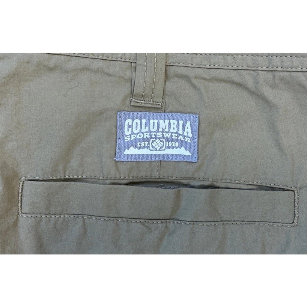 Columbia Khaki Golf Shorts Size 42X10
