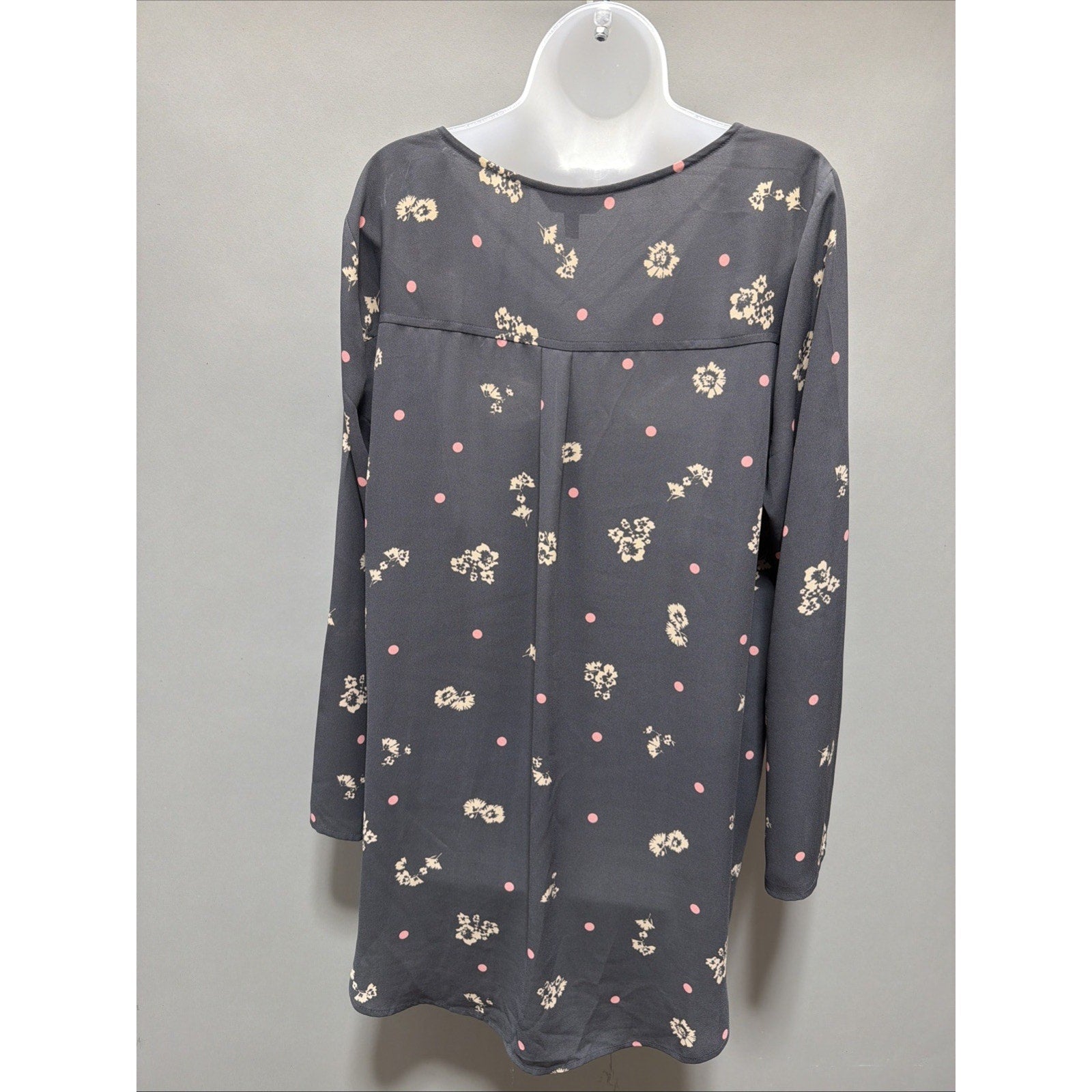 Express Women's Dark Gray Long Sleeve Tunic w/Pink Dots/Cream Flowers XL