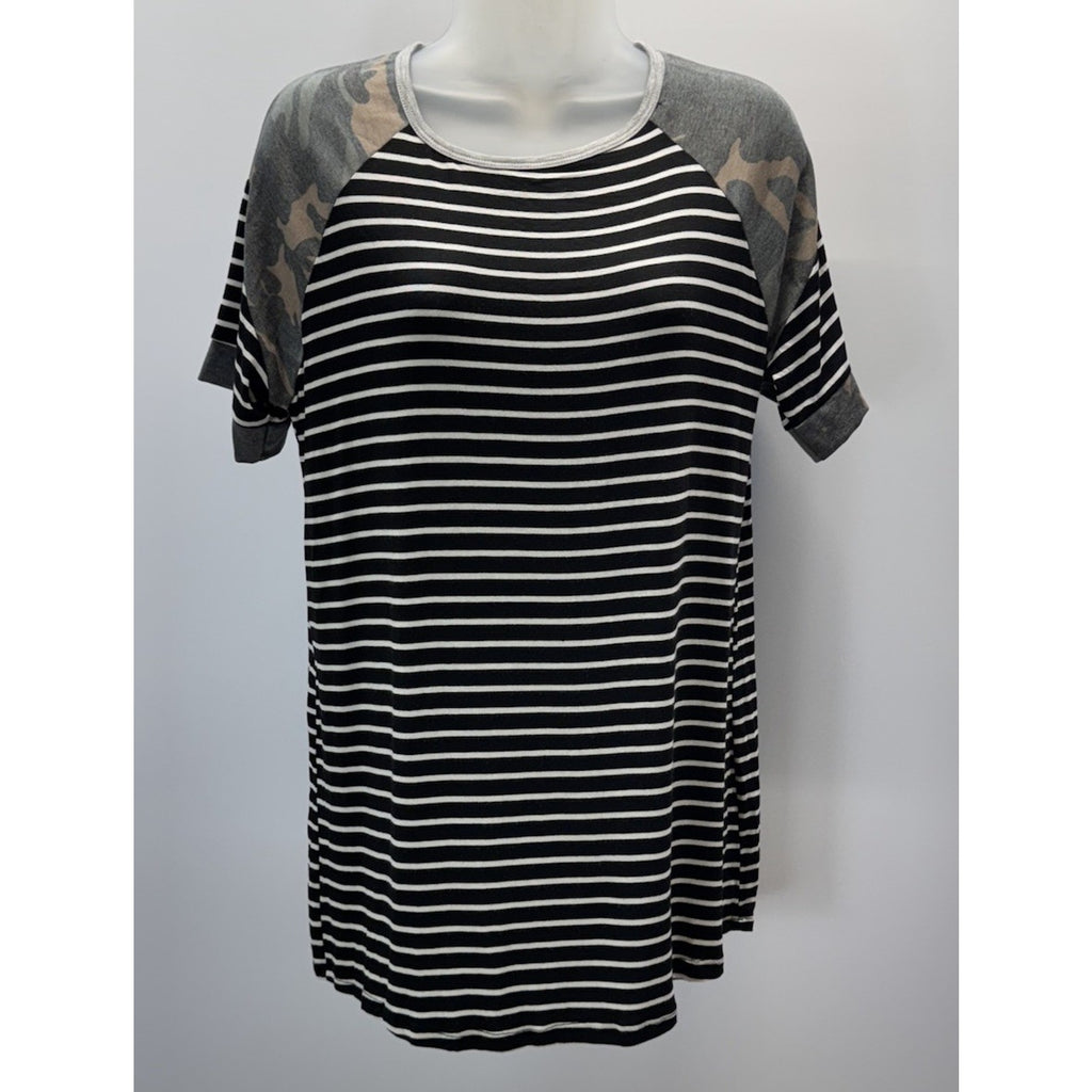 Lovely Souls Women’s Striped Camo Shortsleeve T-shirt Sz S