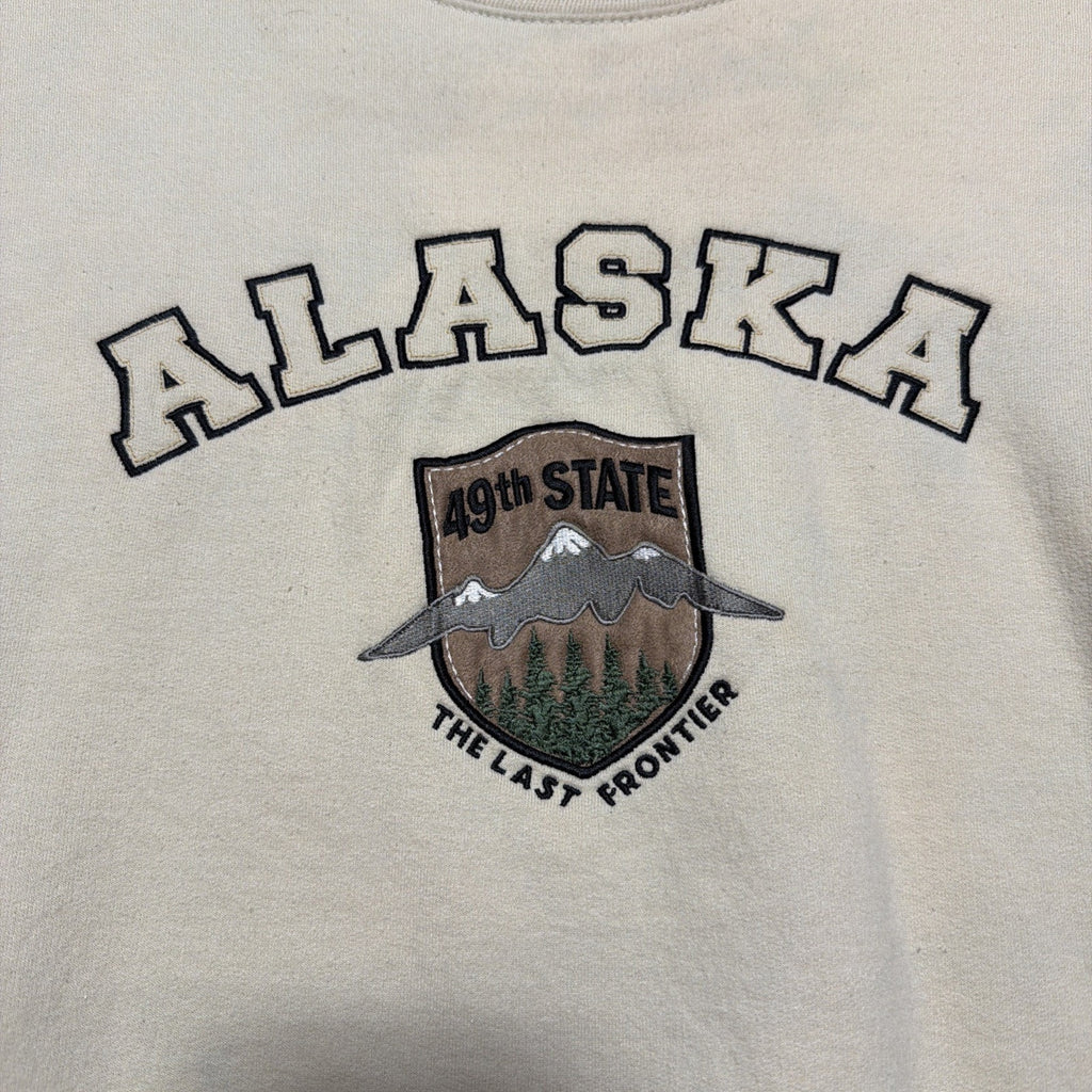 Alaska Last Frontier Embroidered Graphic Crewneck Soft Fleece Sweatshirt Men XL
