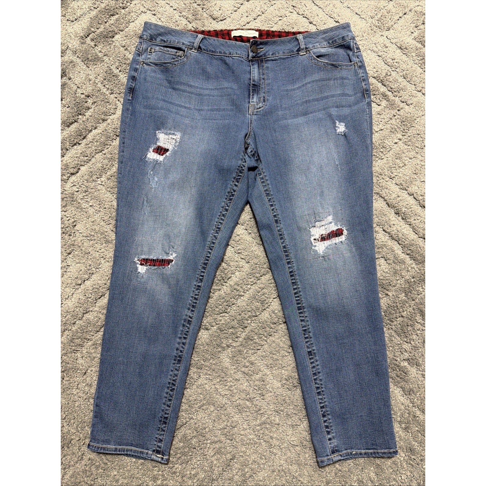 Cato Denim 1946 Curvy Mid Waist Jeans With Red Plaid Distressed Plus Sz 20W