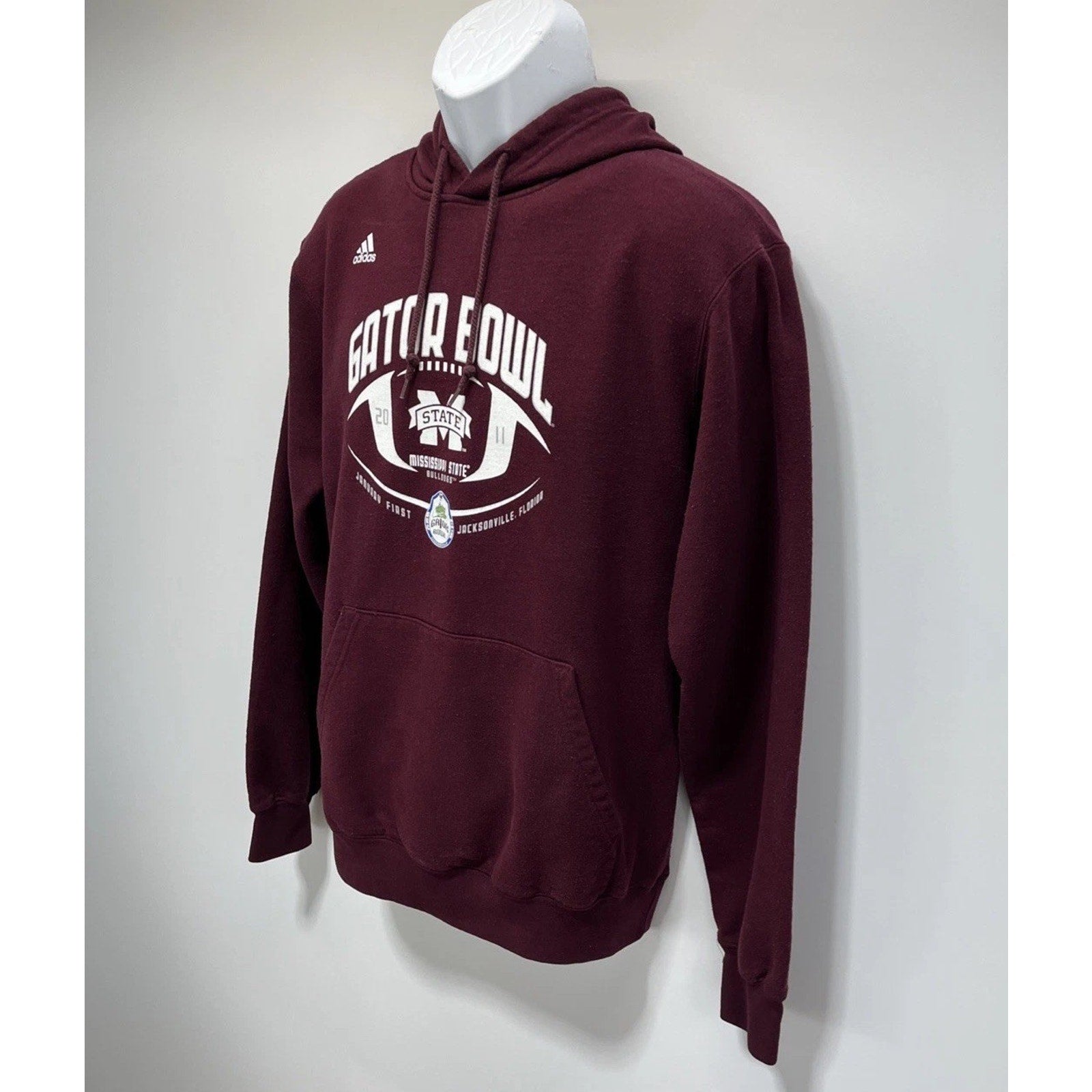 Adidas NCAA Mississippi State Maroon Pullover Hoodie Gator Bowl 2011 Size Small