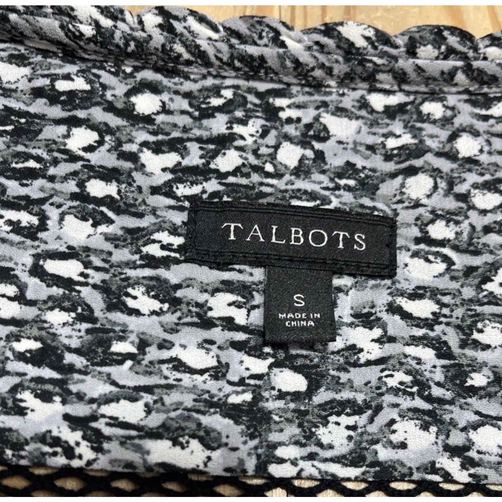 Talbots Top Womens Black Popover Blouse Abstract Lightweight Lace SZ S