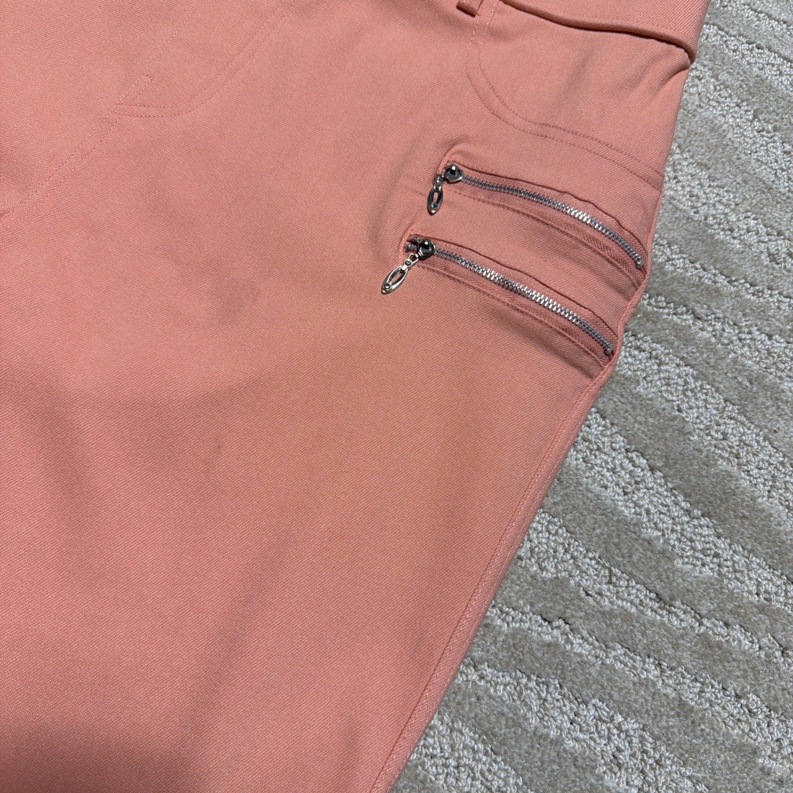 Thrill Women’s 1X Blush Pink Stretch Bermuda Shorts Double Zip Pockets Plus NWT