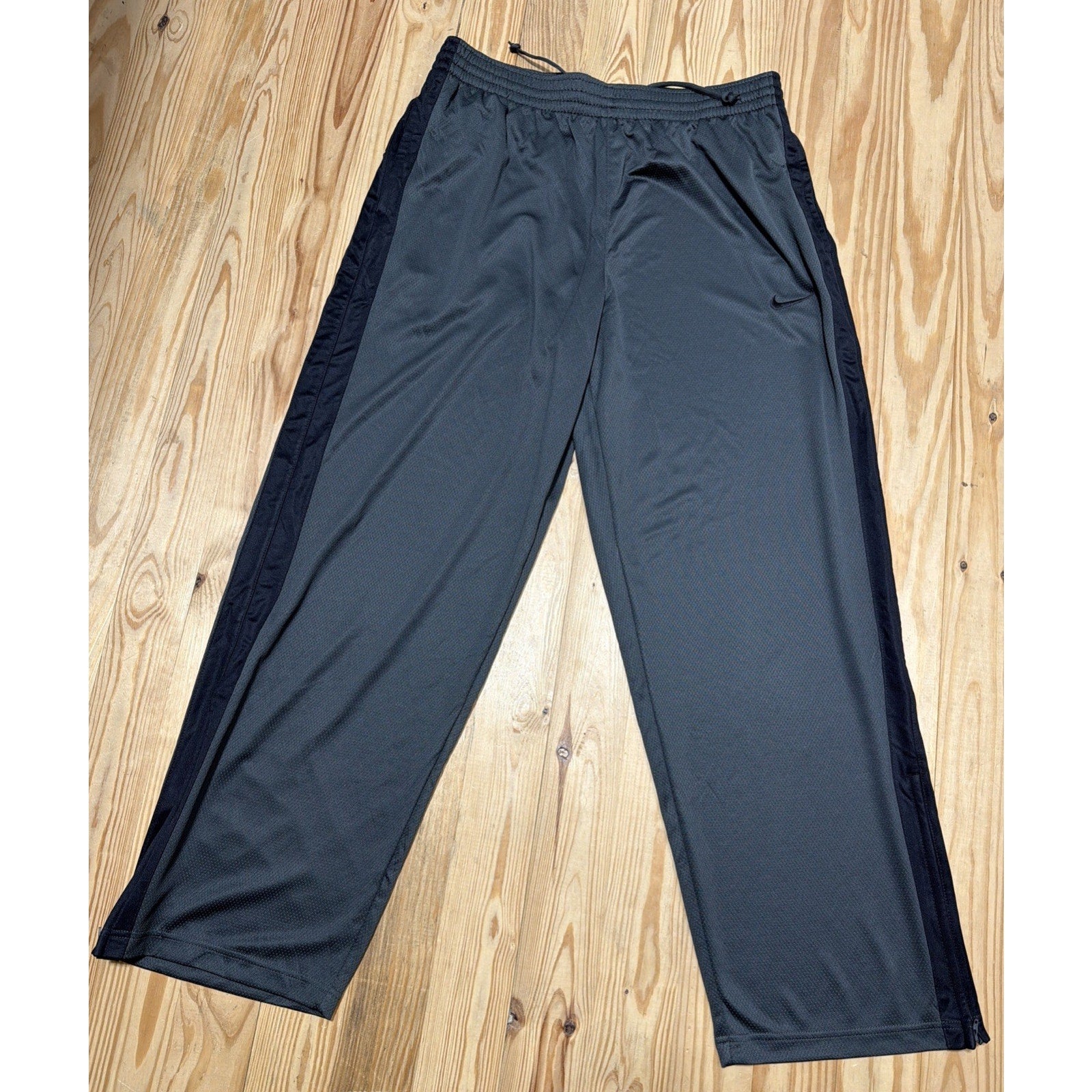 Nike Men's Cash Pant 586224-063 Dark Gray Black Stripes XL Ankle Zip Warm Ups