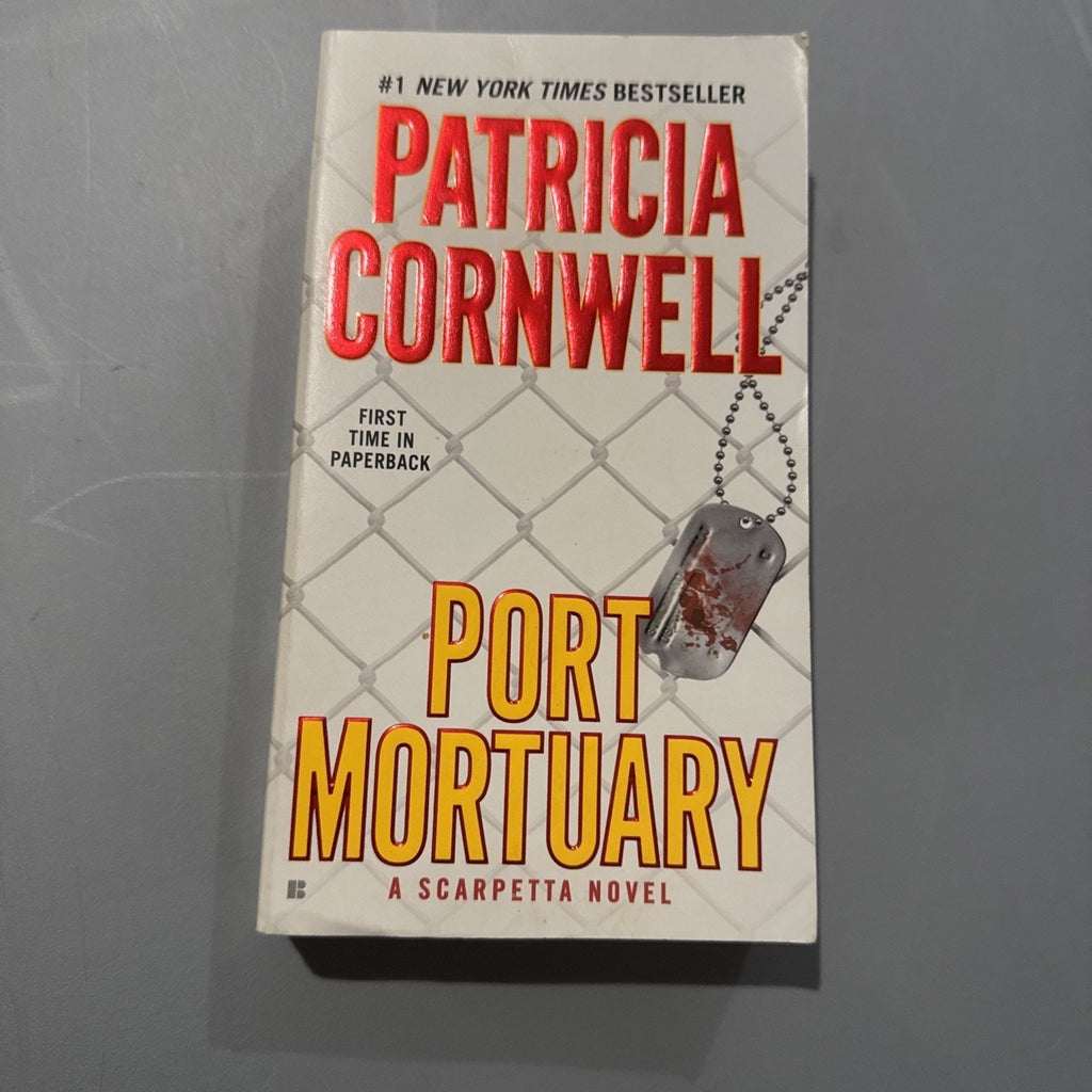 Port Mortuary (Kay Scarpetta) - Mass Market Paperback - GOOD