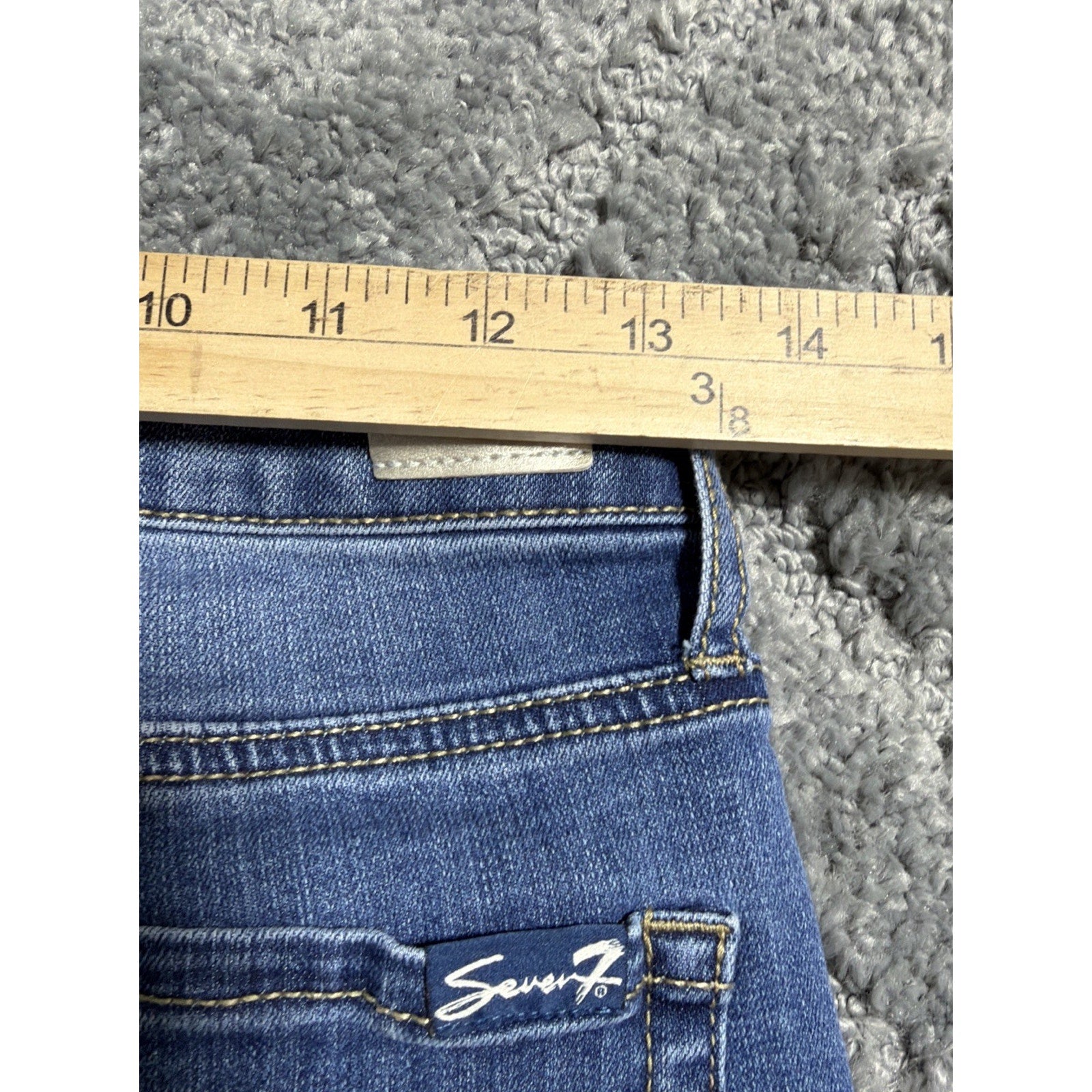 Seven 7 Bermuda Jean Shorts Womens Size 4 Medium Wash Denim