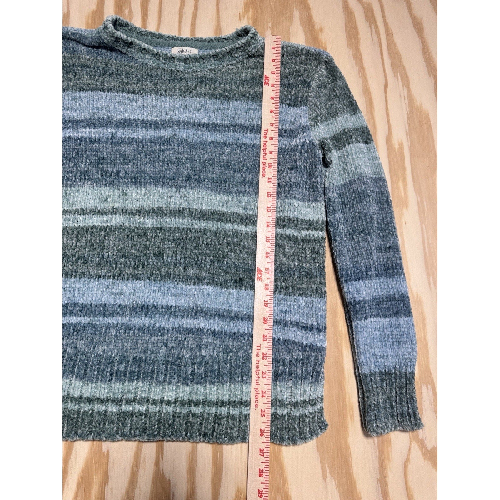 Style & Co Fuzzy Crew Sweater Womens Large Blue Green Striped Soft Plush Cozy