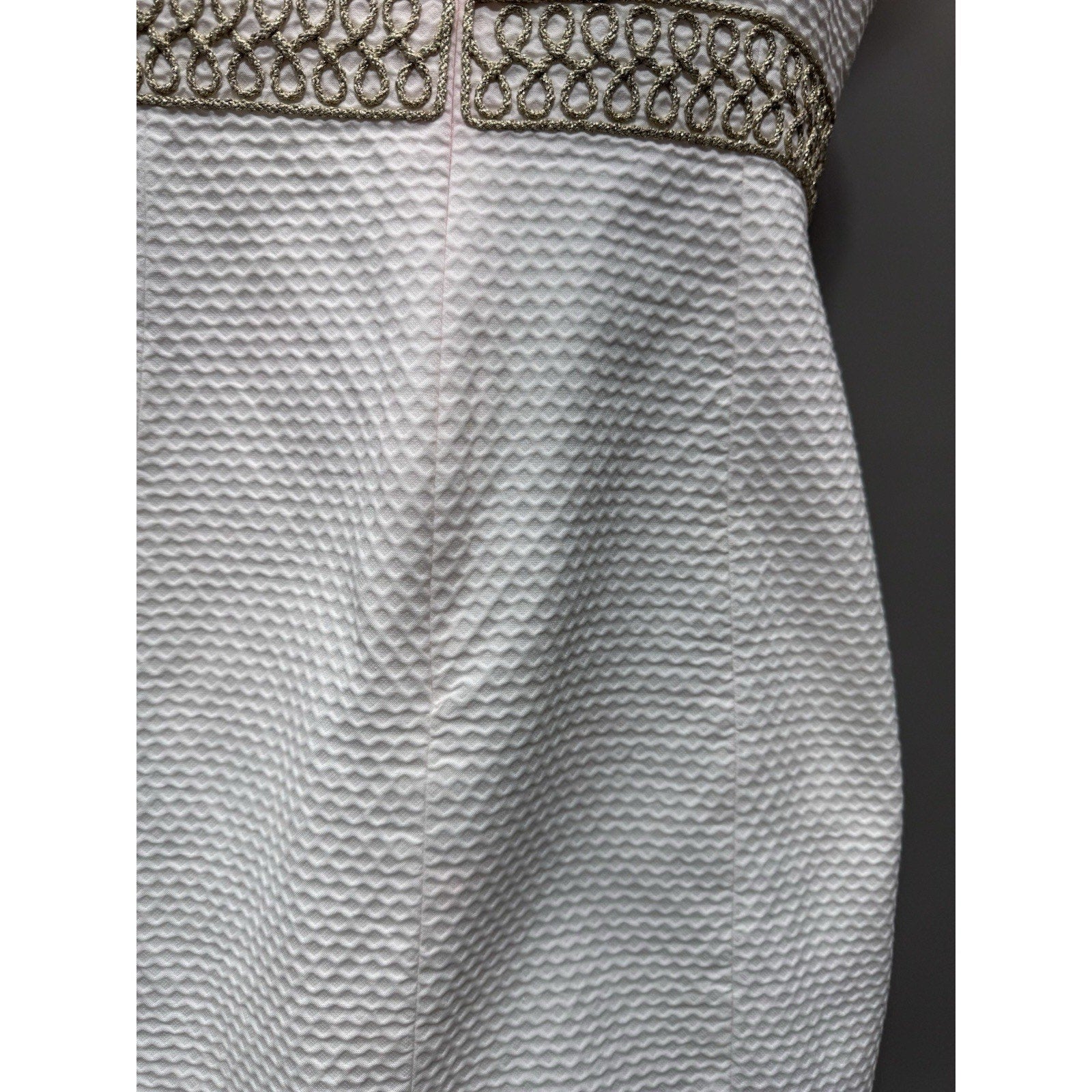 Lilly Pulitzer White Gold Trim Aveline Shift Dress Women’s Dress Size 4 Cotton
