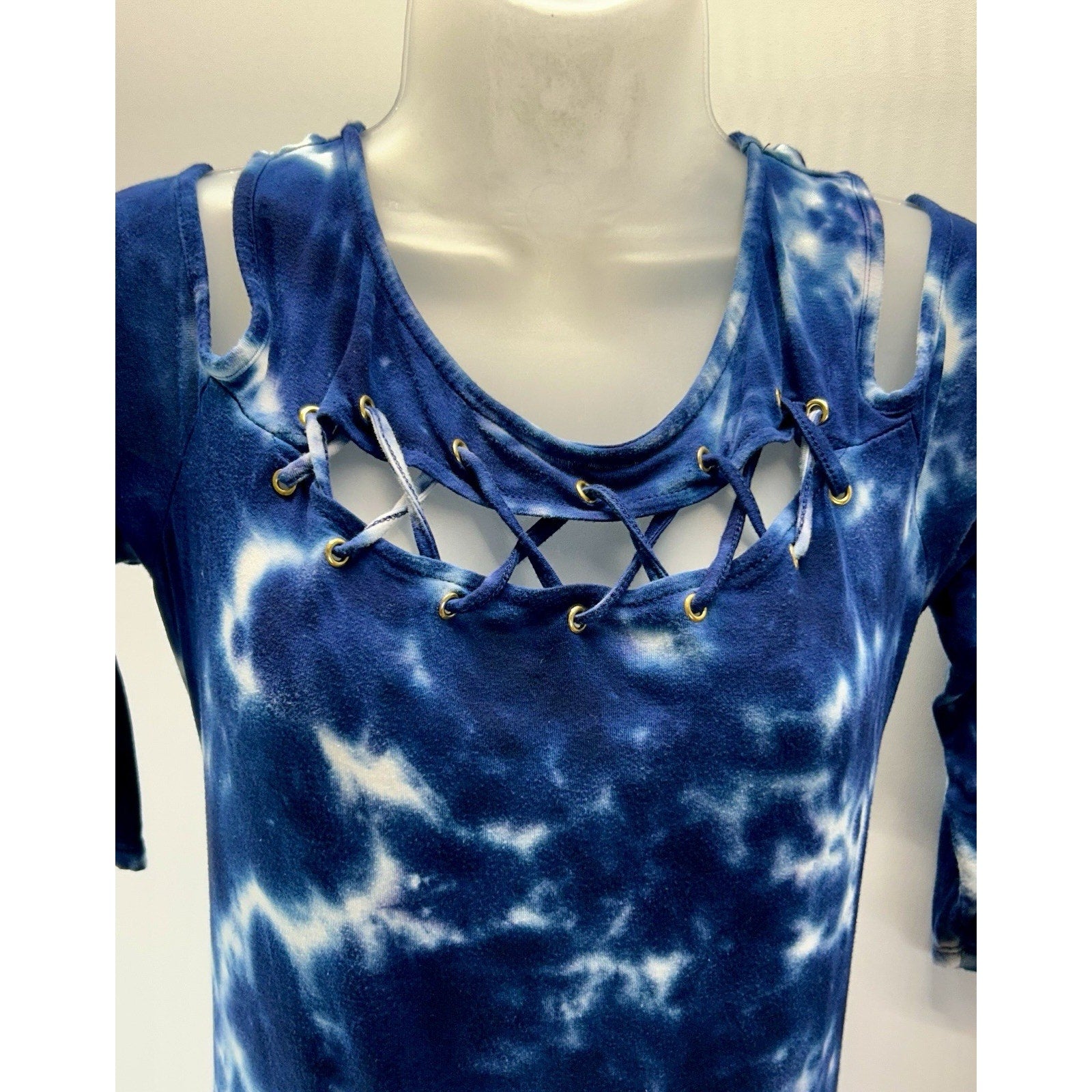 Belldini Women's SZ Large Blue Tie Dye Laced Eyelets Dress Beachy Vacation.