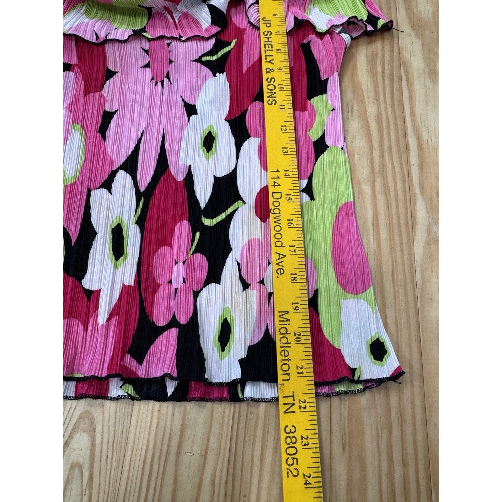 CDW Creative Design Works Inc. Top Blouse Pink Tones Flowers Womens Size Large