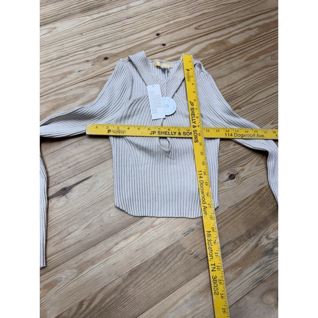 Urban Outfitters Cassandra Cutout Sweater Women’s Size Medium NWT