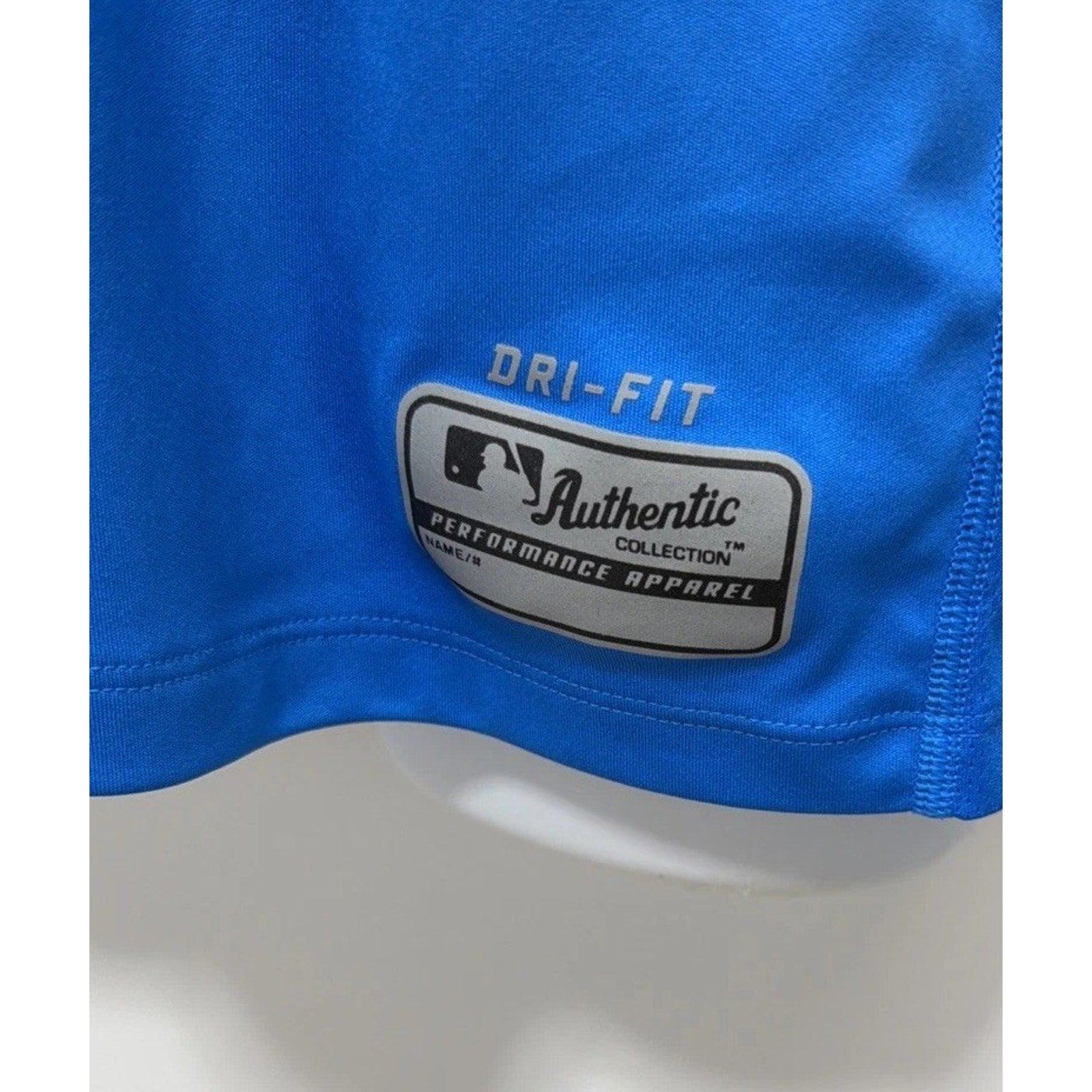 Nike Pro Combat Men’s M Blue Vented Authentic Collection Baseball Top Active