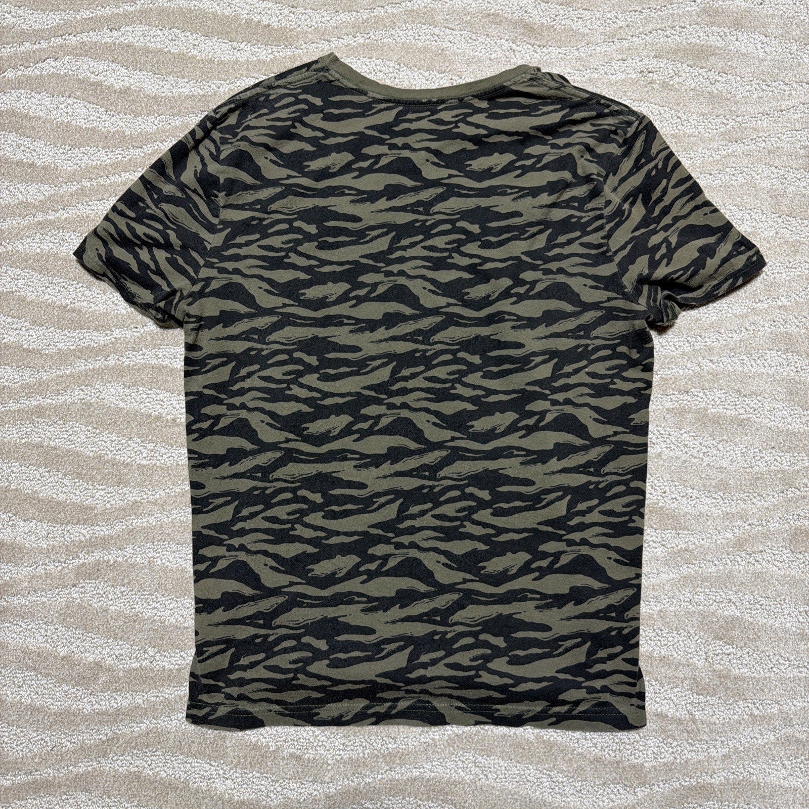 Express NYC Camo T Shirt Cotton Size Large