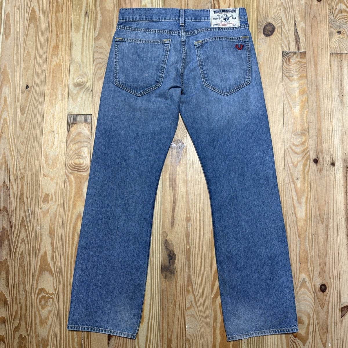 Vintage Y2Ks True Religion Straight Blue Denim Jeans Made In USA Mens 33. Stain