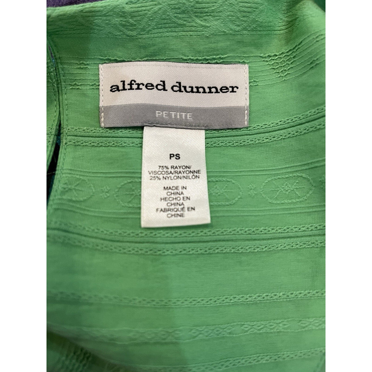 Alfred Dunner 3/4 Sleeve Embroidered Green Top with Neck Beading Women's Size PS