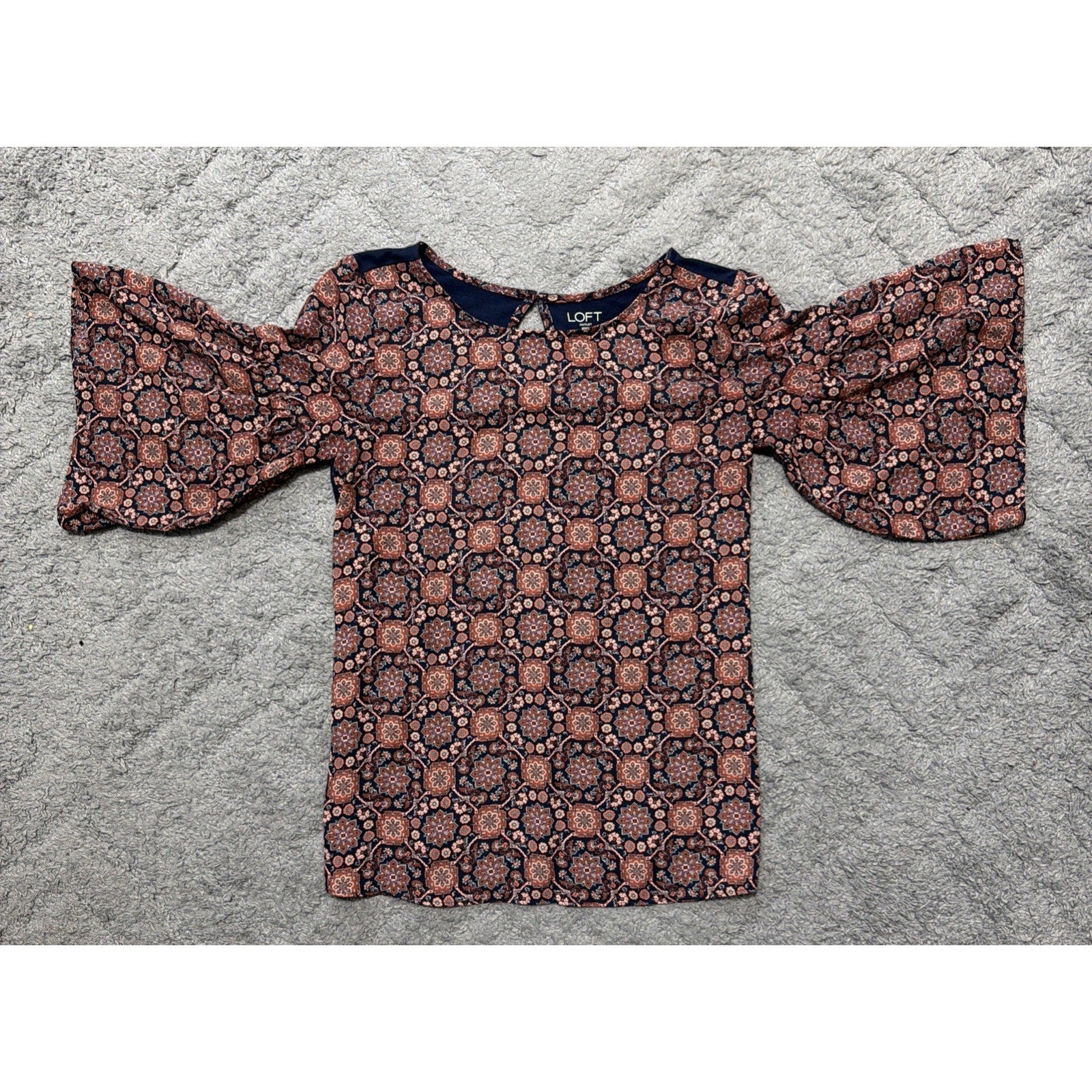 Loft Blouse Top Size XXS Pet Womans Navy Blue Brown Floral Print 3/4 Bell Sleeve