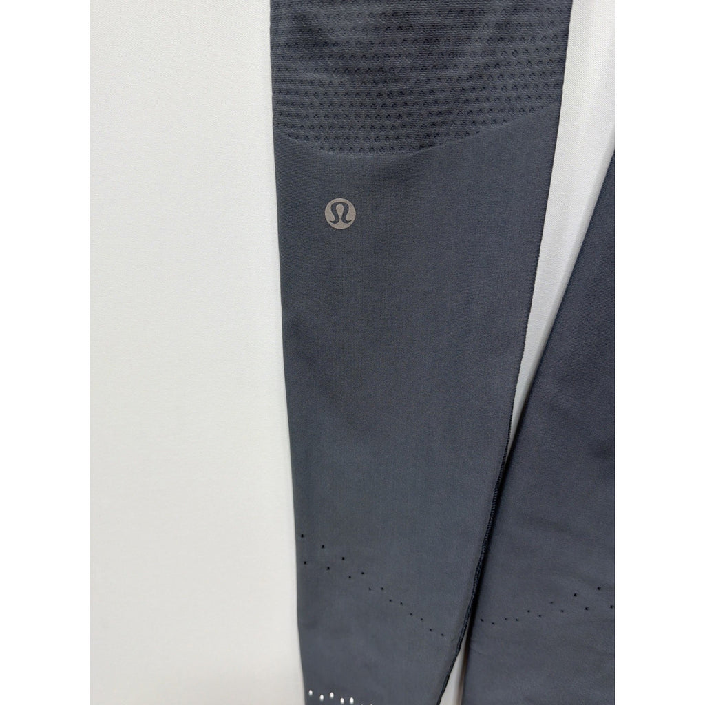 Lululemon Zoned In Tight SENSEKNIT Reflective Detail Size 4 Steel STLE 54233 EUC