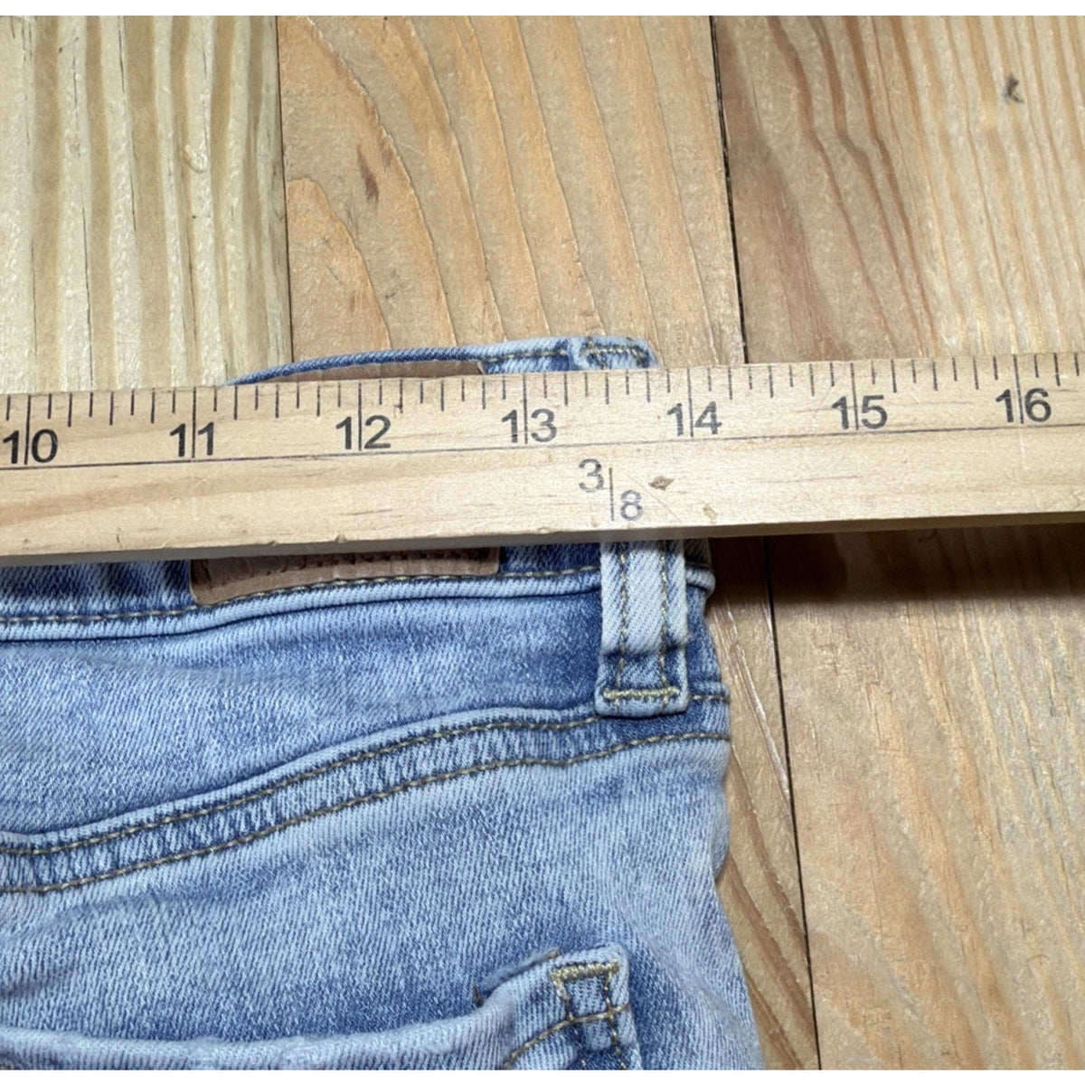 American Eagle High Rise Jegging Crop Next Level Stretch Size 8 Blue Destroyed