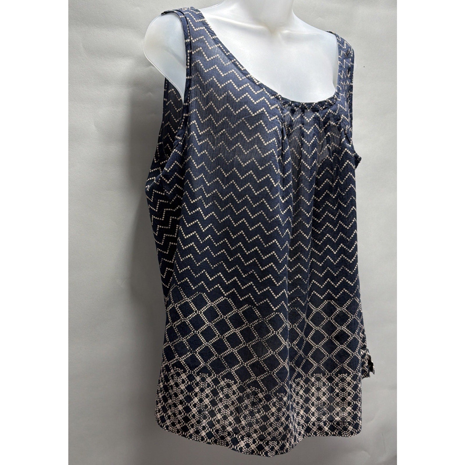 Eddie Bauer Women's Tank Shirt Blue Size L Sleeveless Blouse Top 100% Cotton