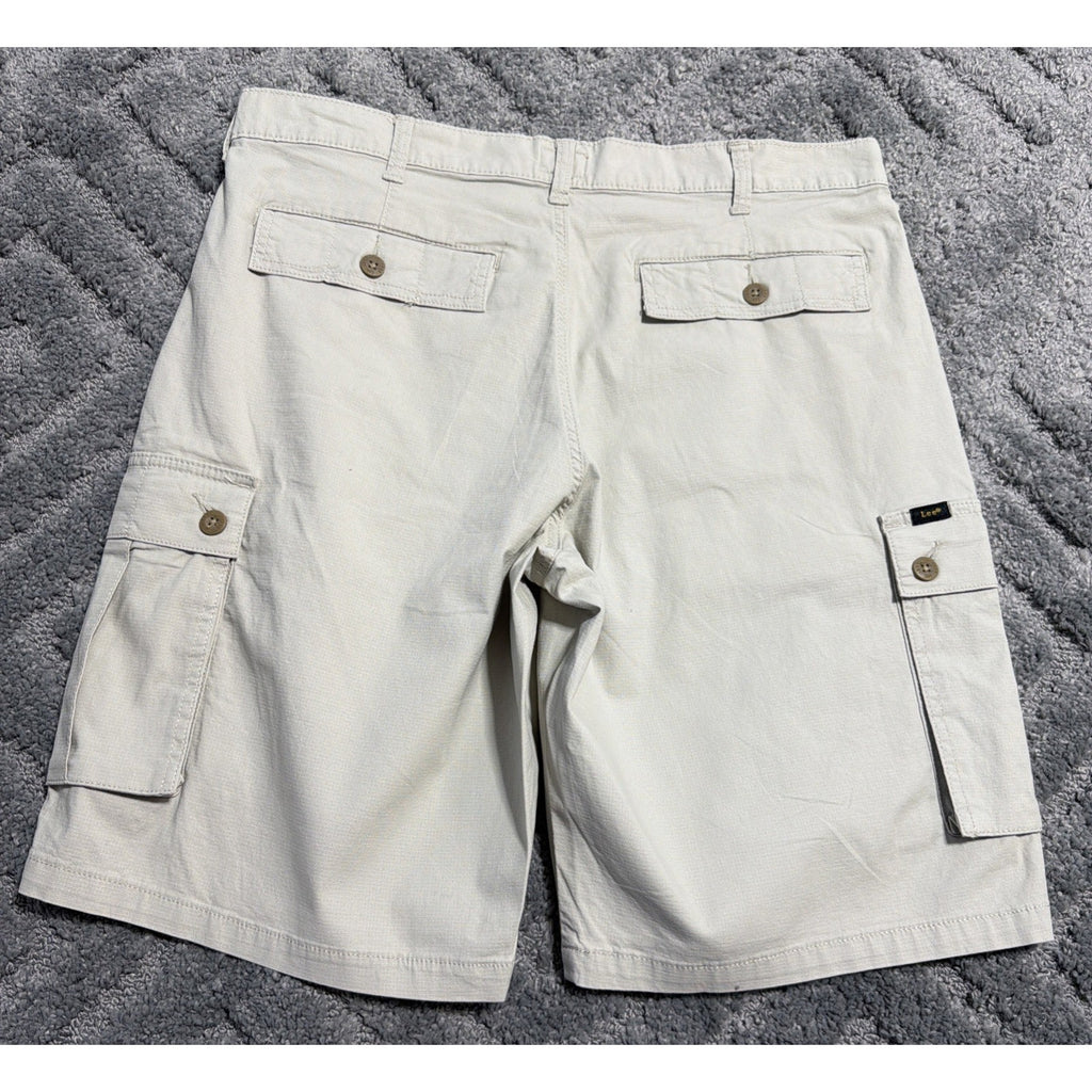 Lee Men's Cargo Shorts Size: 36 New Stone #6312 Relaxed Fit Stretch