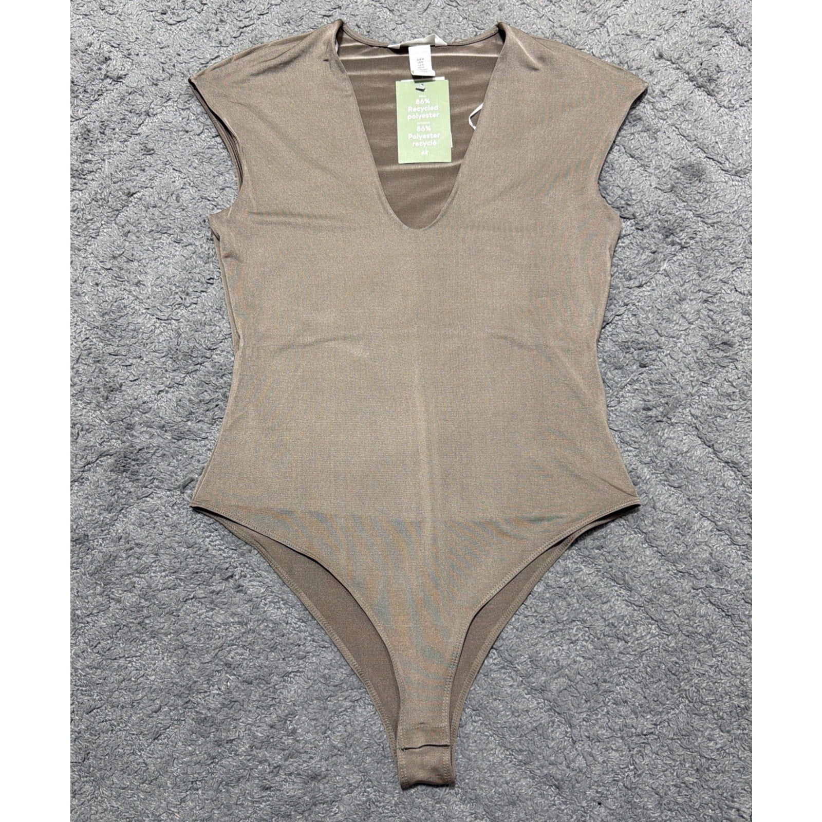 H&M Biege Cap Sleeve Biege Satin Jersey Bodysuit Size Medium NWT