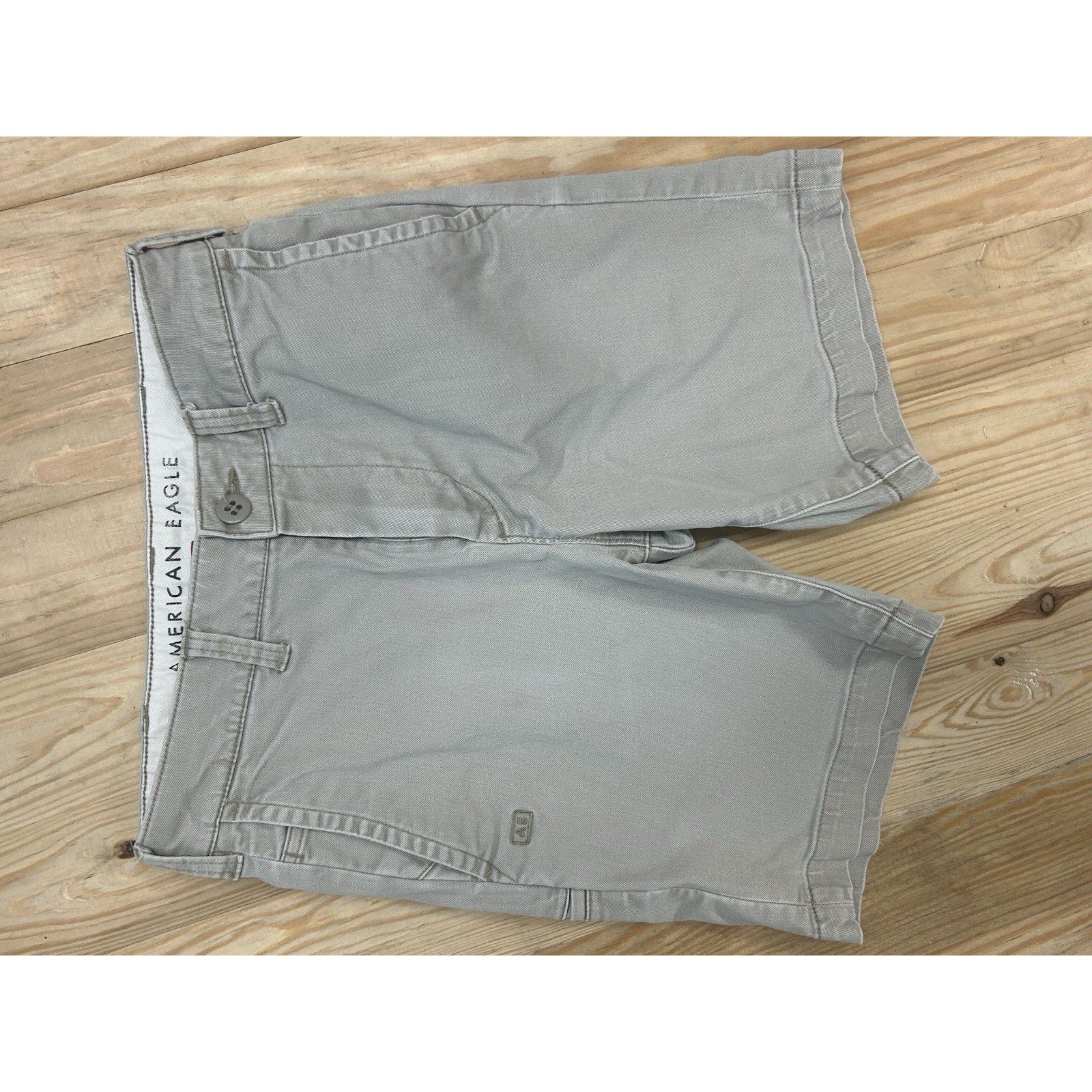 American Eagle Shorts Women’s Slim Fit 26 AE Flex