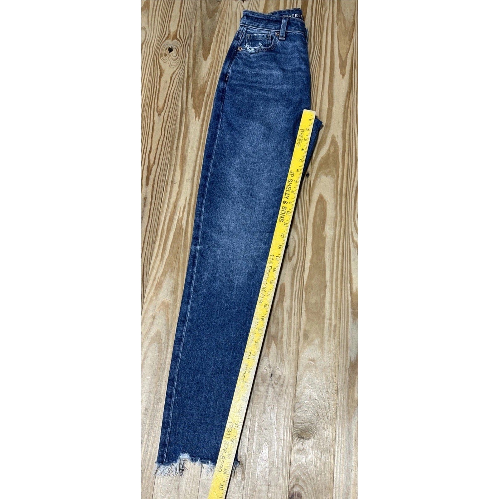 American Eagle Mom Jeans 000 Women’s High Waisted Strigid Denim 24x30