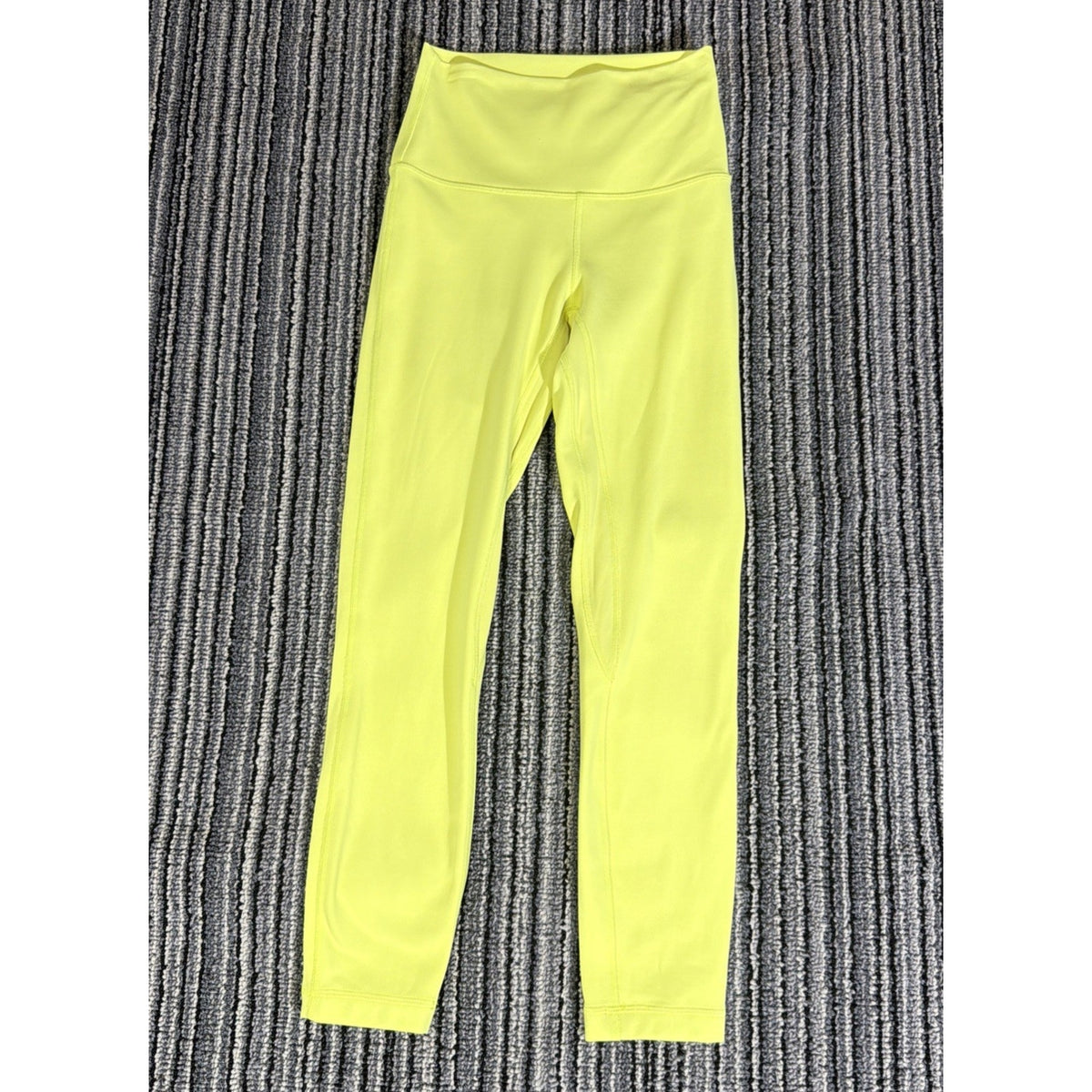 Lululemon High Rise Align Pant 25" Yellow Size 4 Yoga Fitness Run Casual
