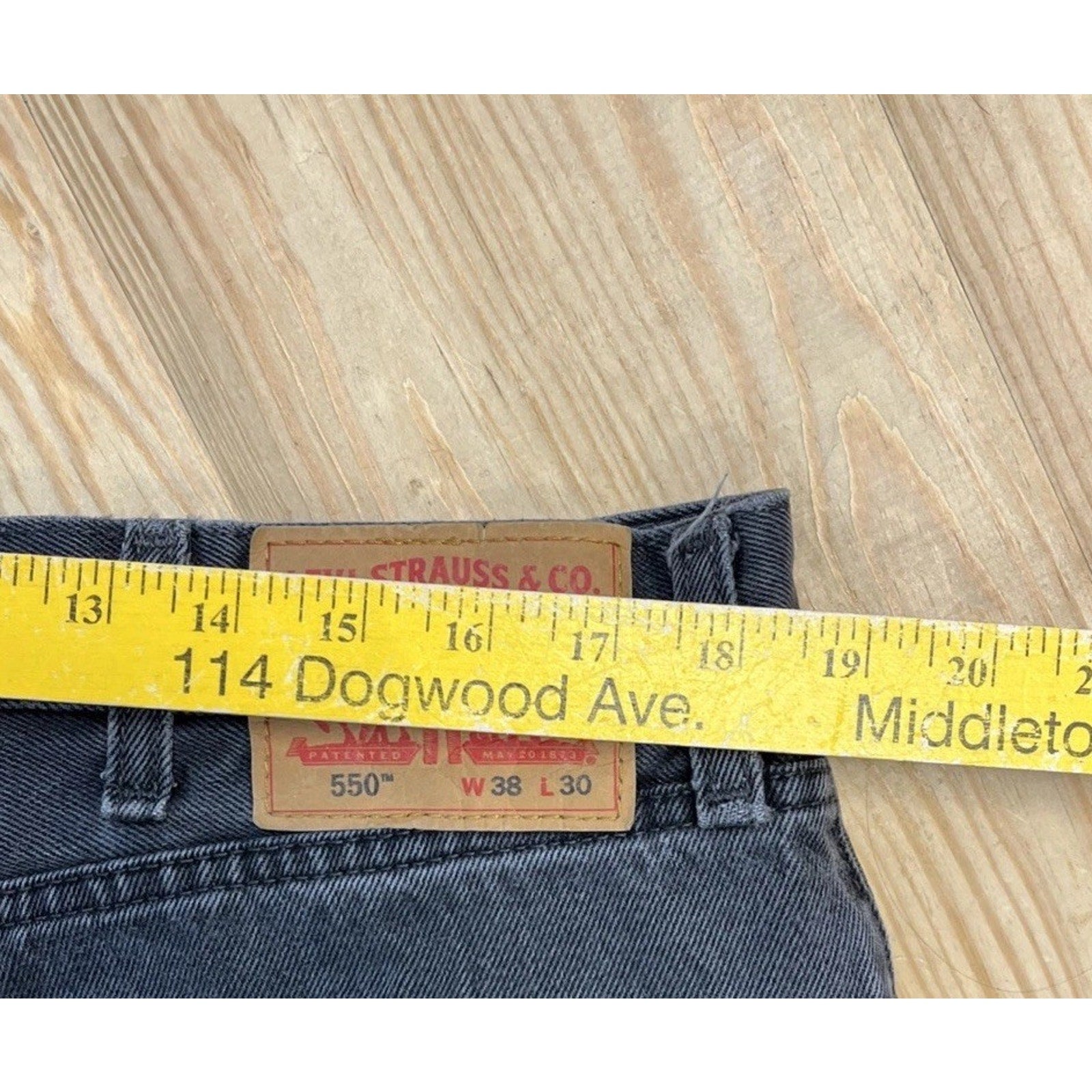 Levi’s 550 Jeans Mens 38x30 Black Denim Relaxed Straight Baggy