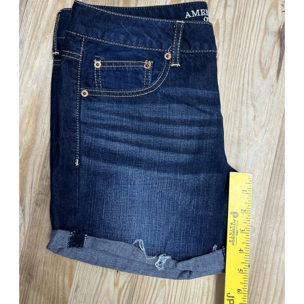 AE AMERICAN EAGLE MIDI STRETCH WOMENS JEAN SHORTS SIZE 6
