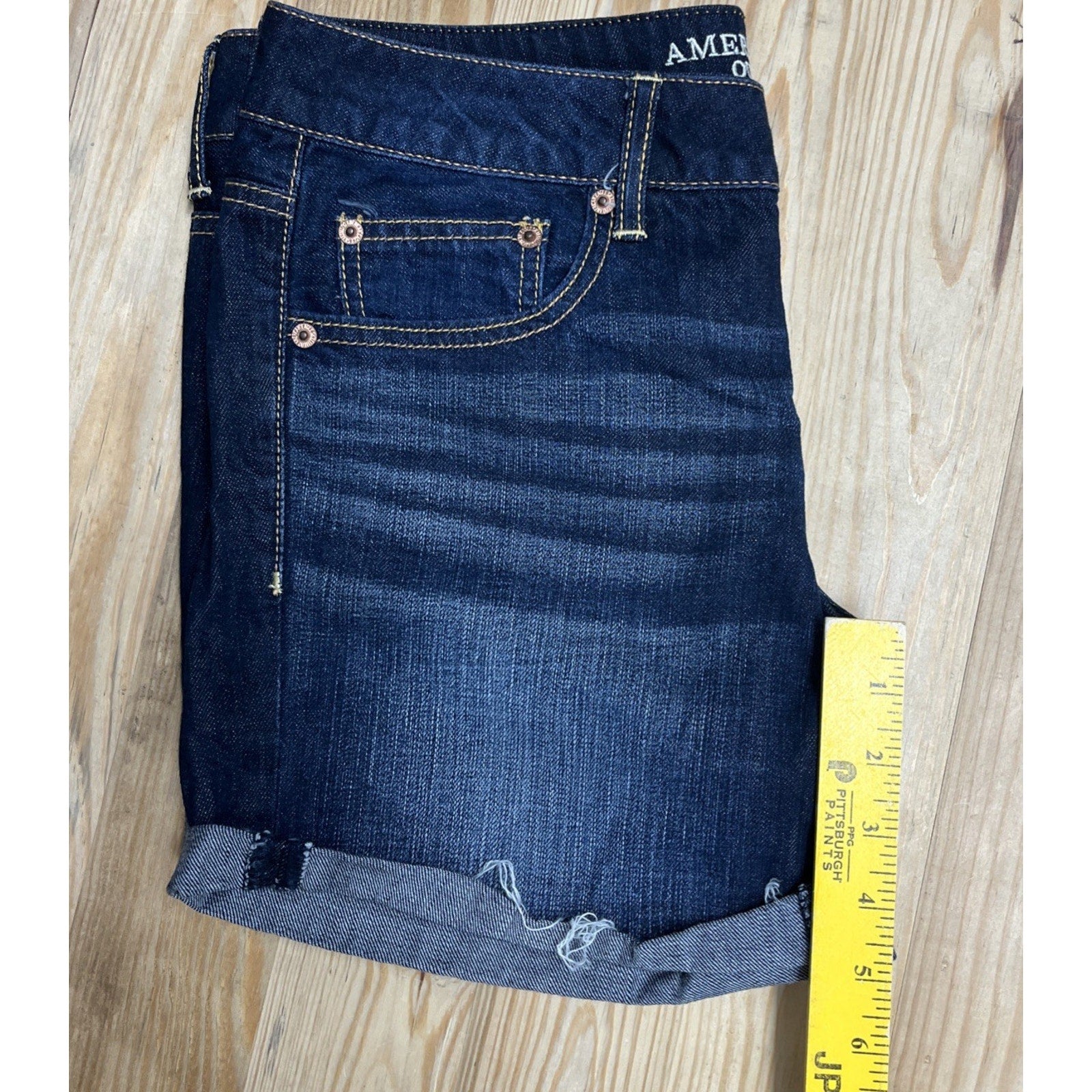 AE AMERICAN EAGLE MIDI STRETCH WOMENS JEAN SHORTS SIZE 6