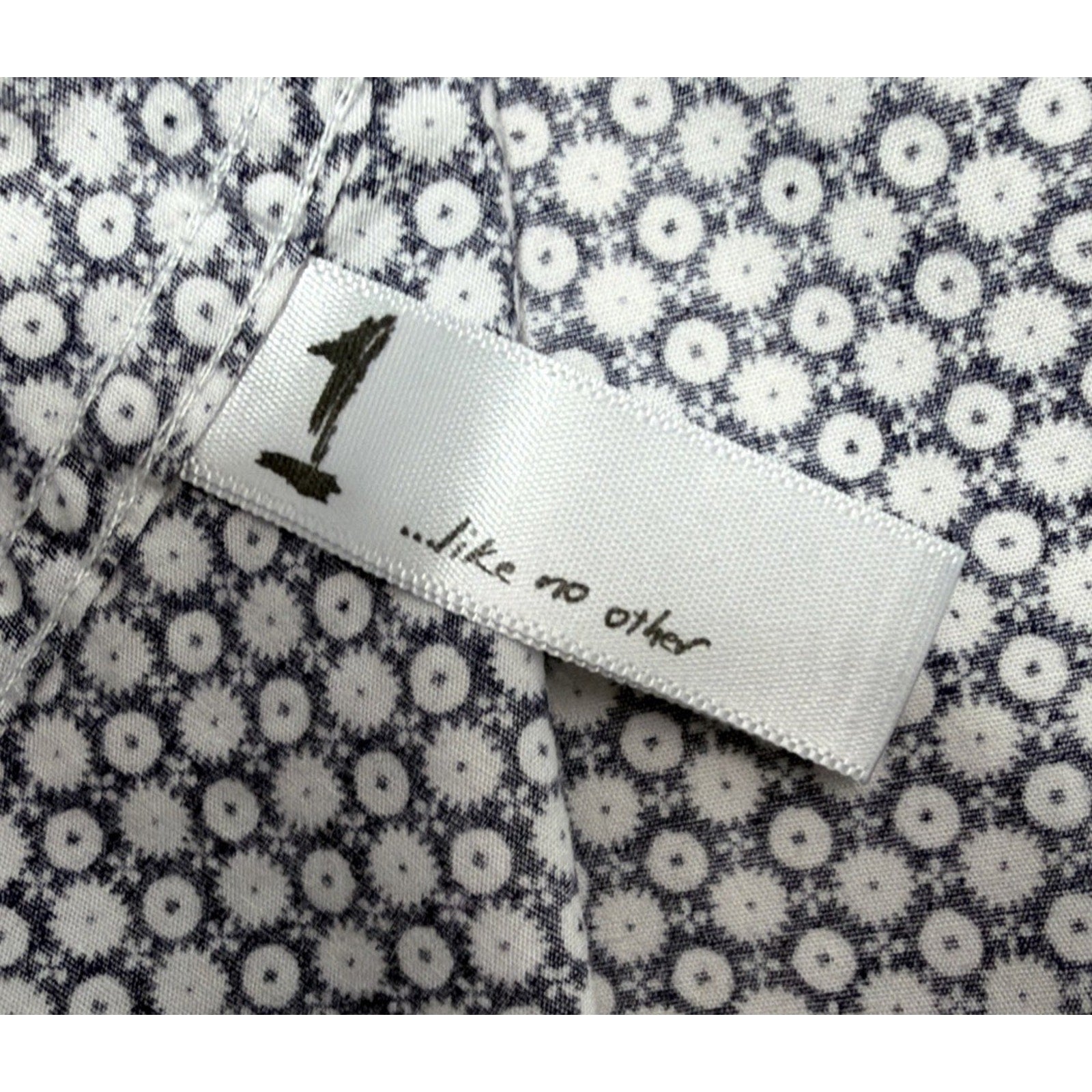 1 Like No Other London Mens Size 17 Long Sleeve Iridescent Button Up Dress Shirt