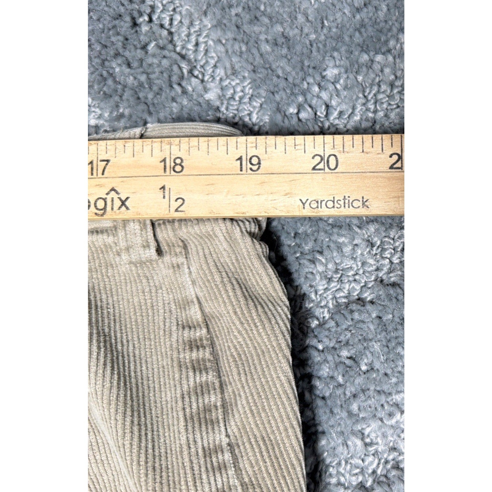 Men's Haggar Classic Fit Premium Stretch Waist Corduroy Size 38x29