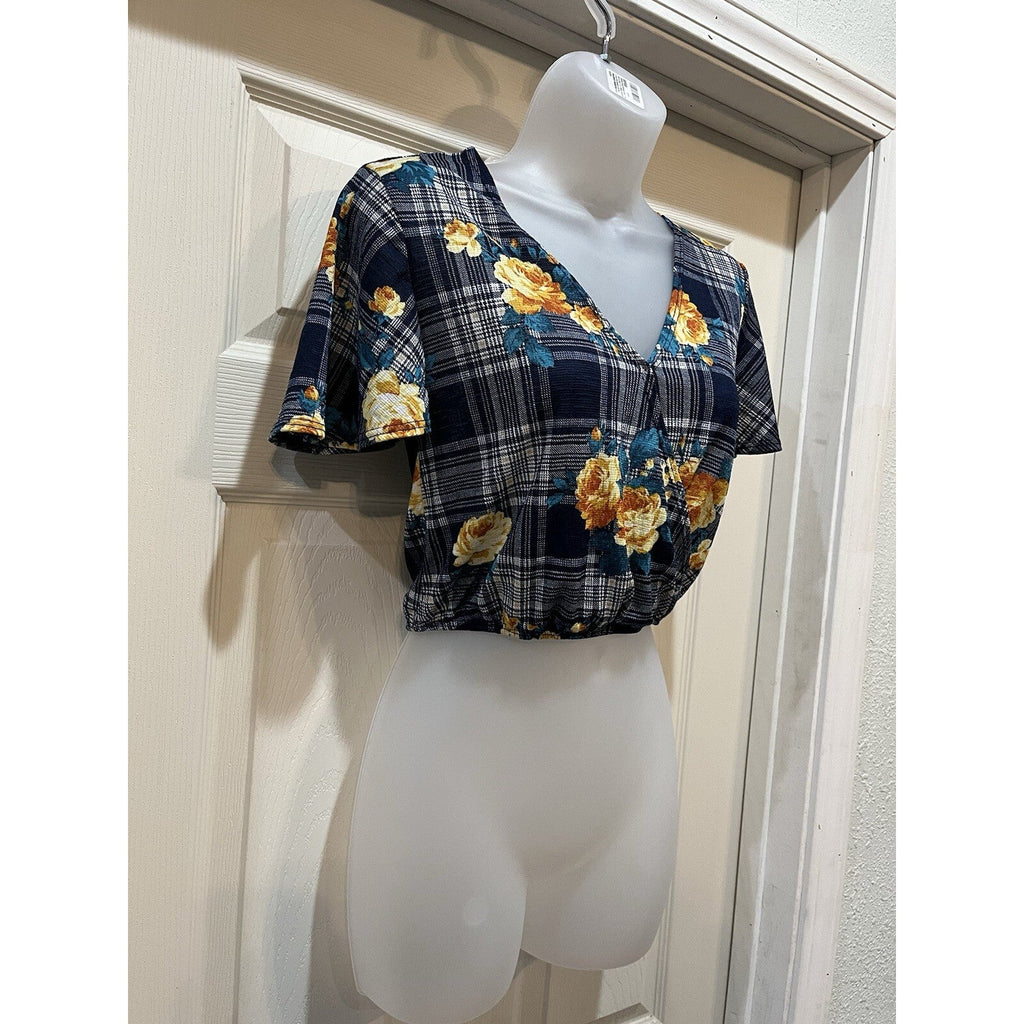 Discreet Blue Plaid Floral V-Neck Short Sleeve Crop Top Women's Size Small