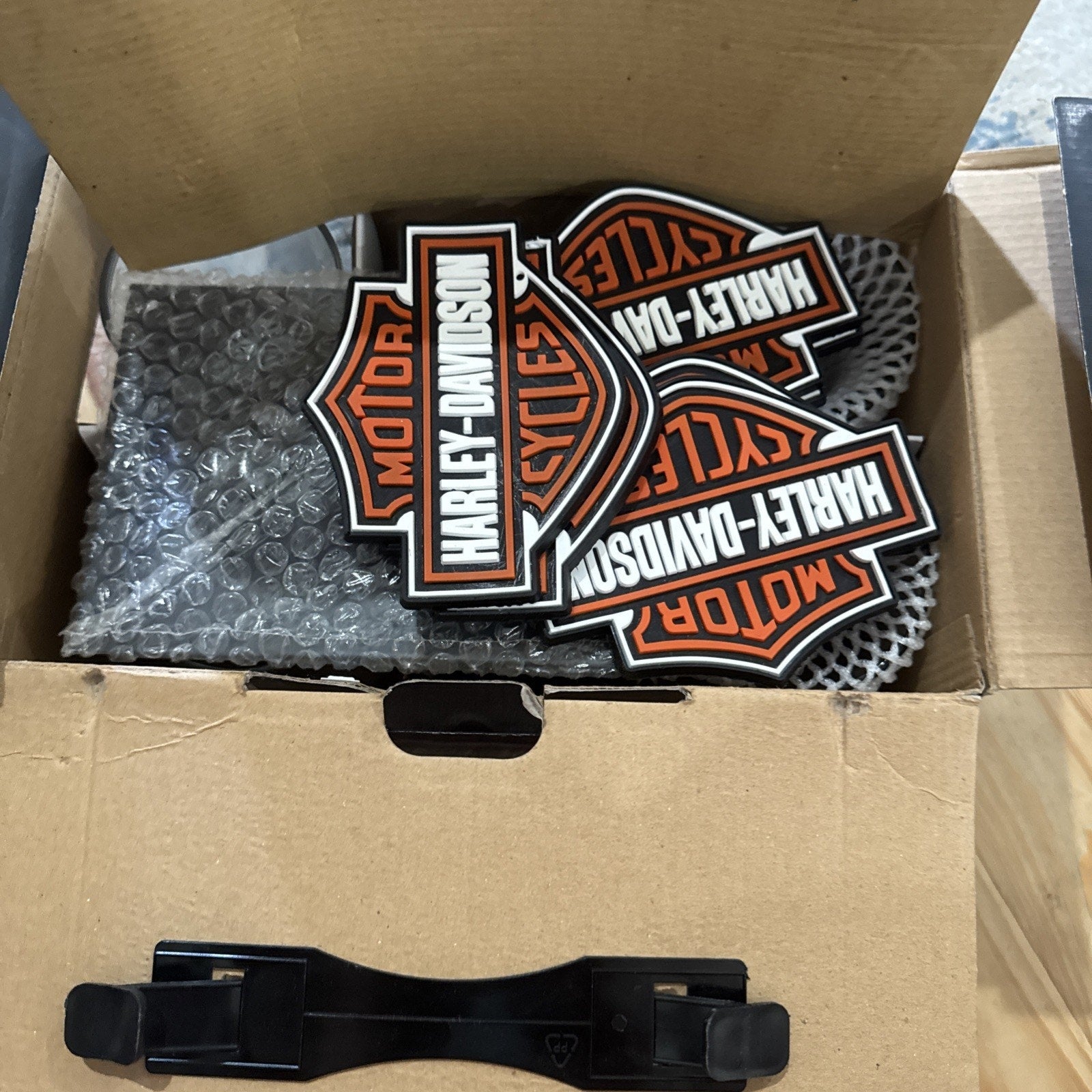 Harley Davidson Embossed Pint Glass Gift Set 6 Glasses Coasters Wall Opener NIB