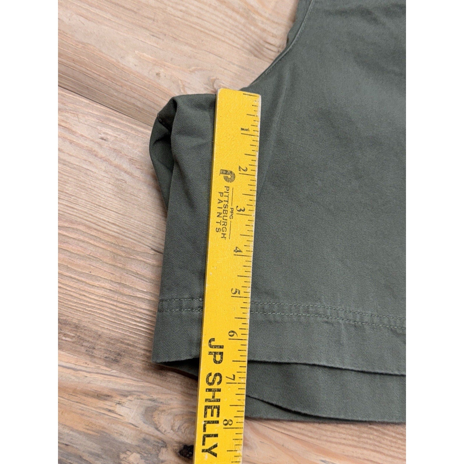 Dress Barn Green Flat Front Stretch Short Women’s Size 24W