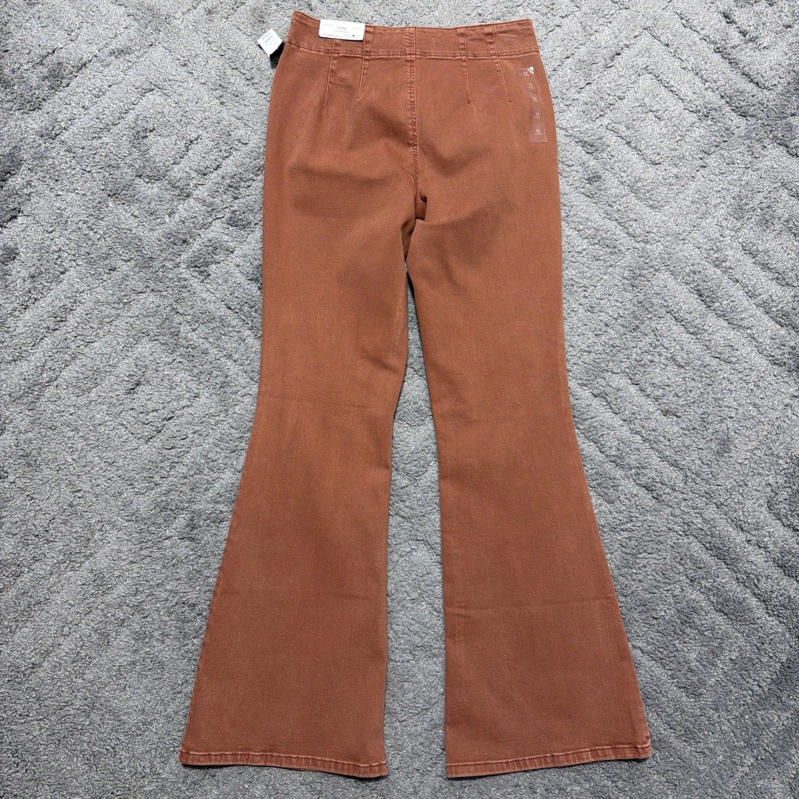 M JEANS BY MAURICES SCULPTRESS HIGH RISE FLARE JEANS SUPER STRETCH 12L 30x33 NWT