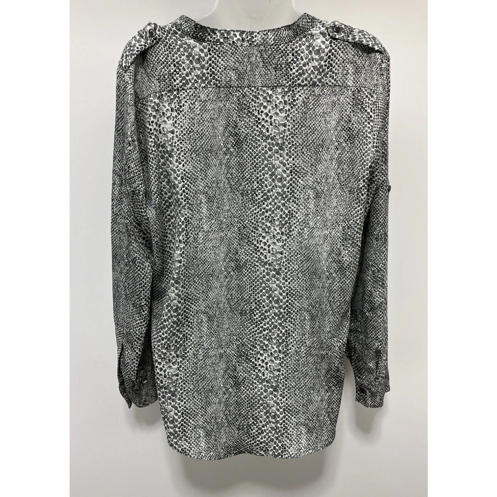 CALVIN KLEIN, WOMENS LS BUTTON DOWN, ANIMAL SKIN PRINT TOP Medium BLACK WHITE