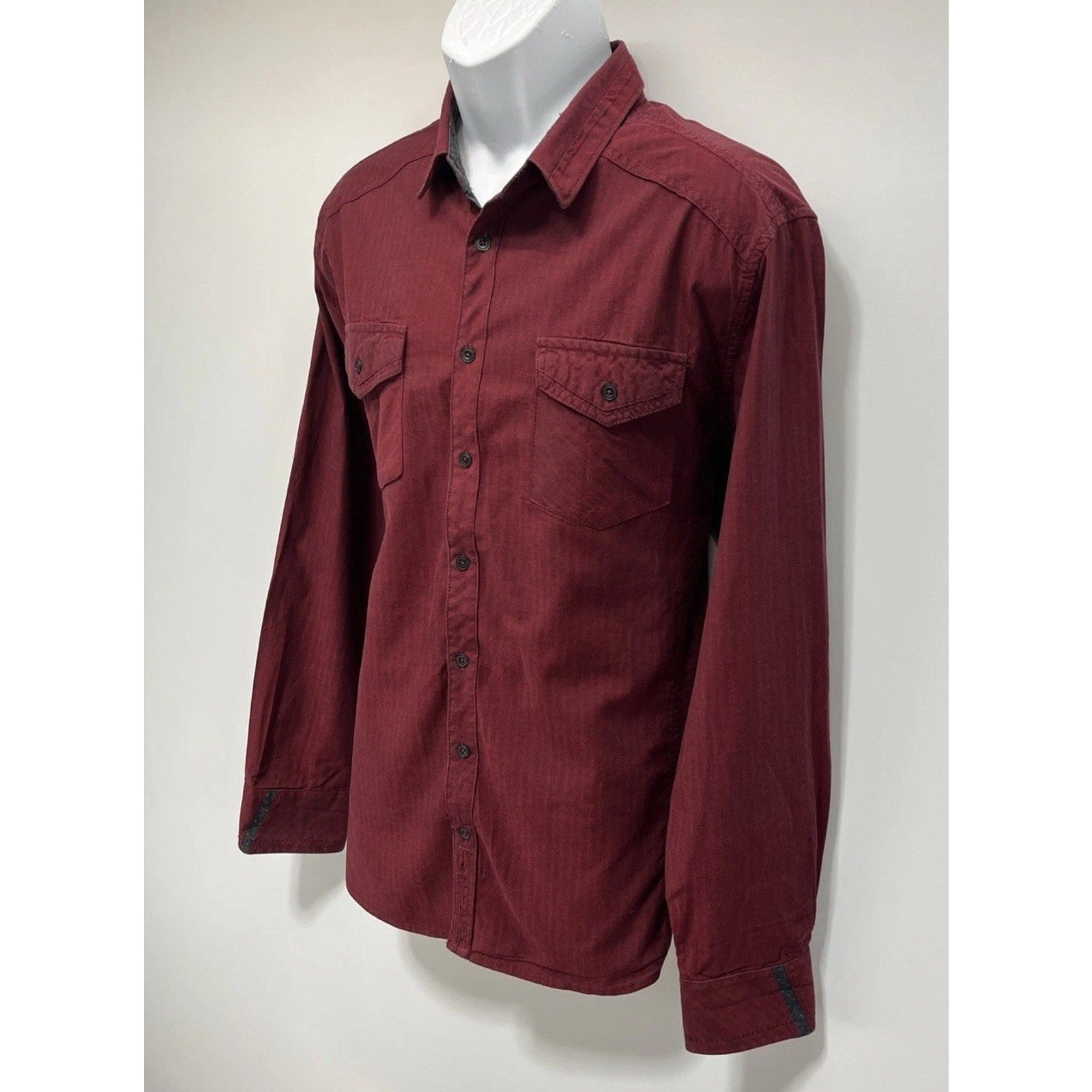 Buckle J. B. Holt “The Lincoln “ Men's Red Striped Long Sleeve Button Up Shirt L