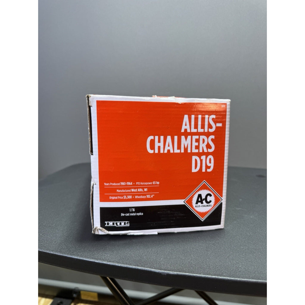 ERTL Allis Chalmers D19 Tractor 1:16 Diecast Model 16311 Orange w/ Box