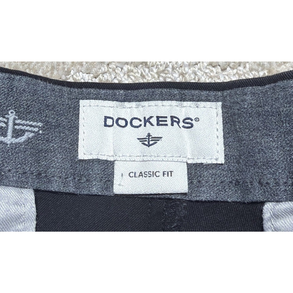 Dockers 34x32 Classic Fit Dress Pants Black Chino Business Pockets