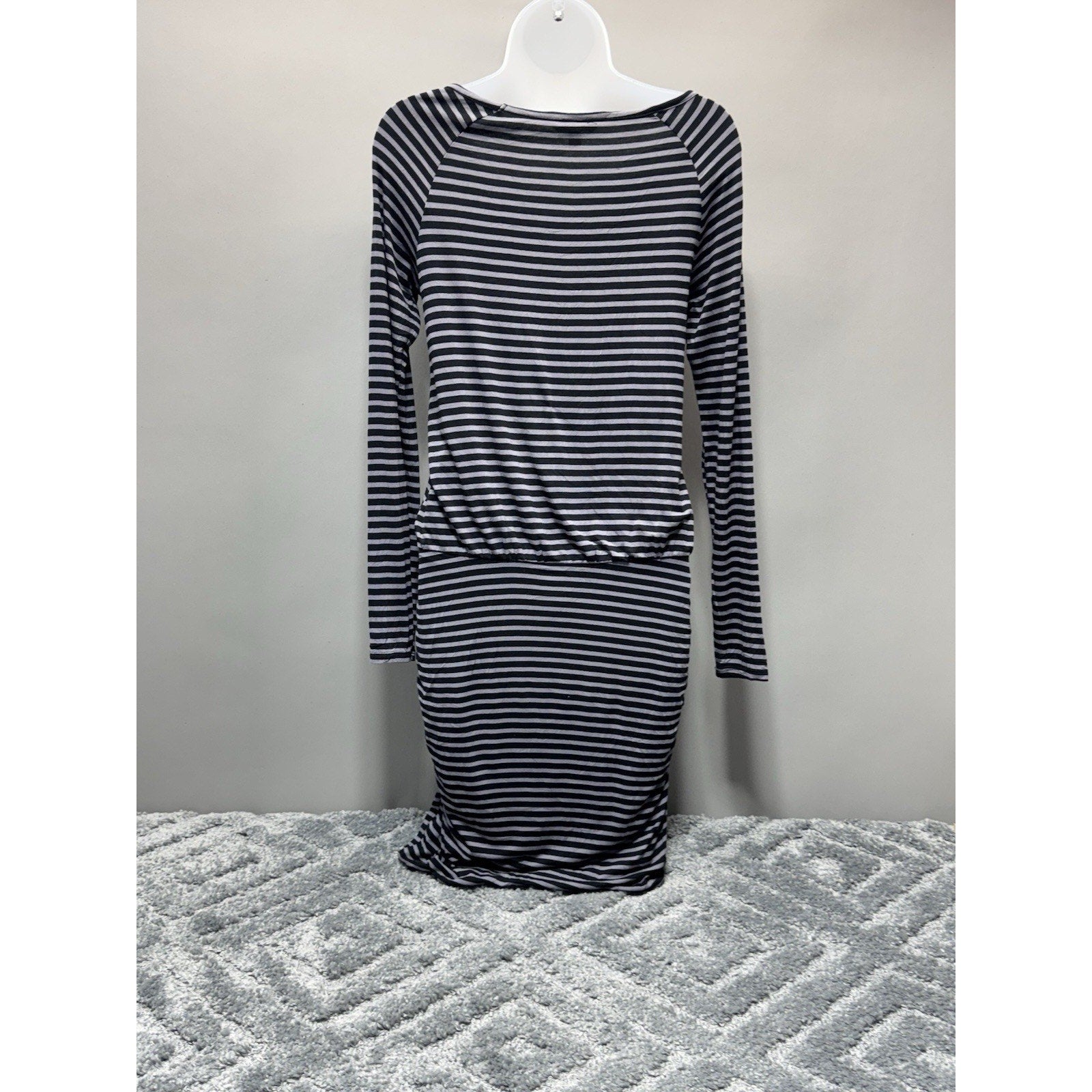 Banana Republic Factory Black/Gray Striped Stretch Knit Dress Ruching Women’s S