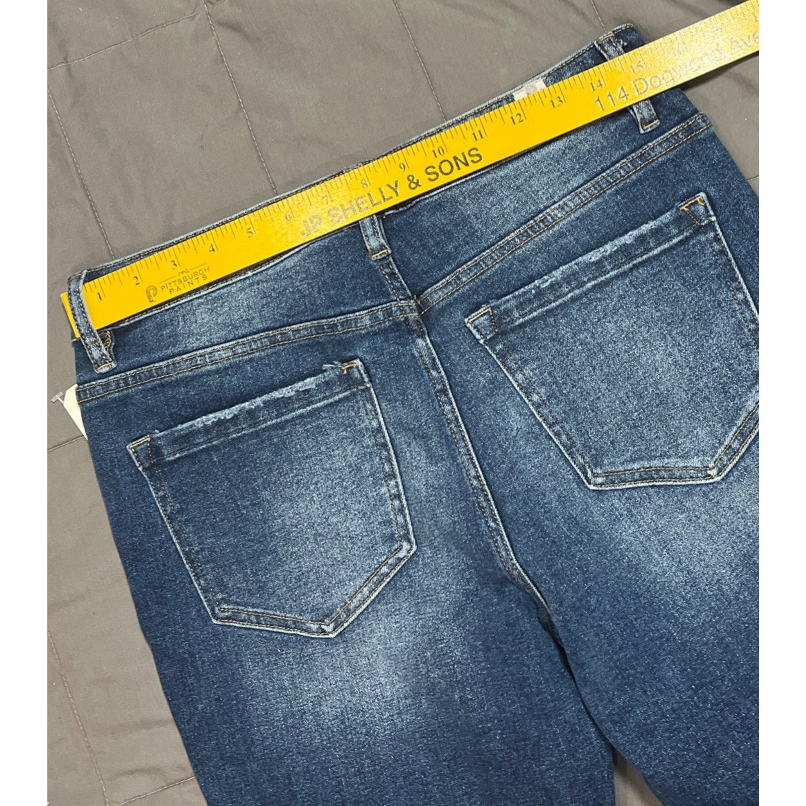 altar'd state button front skinny jeans size 29x27 stretch raw hem