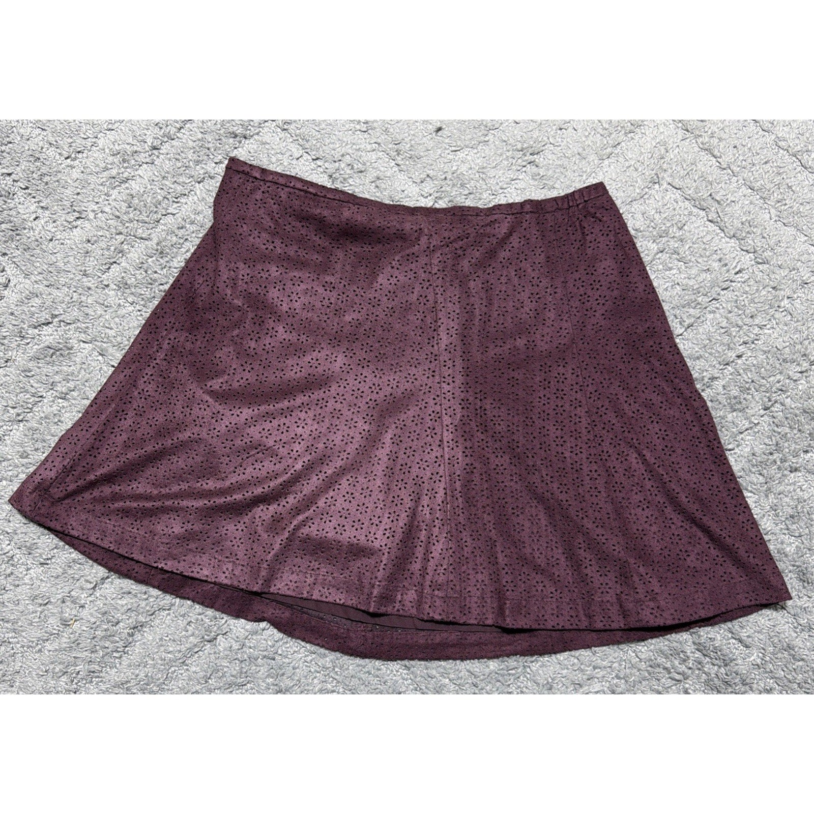 Express Burgundy Wine Purple Red Laser Cut Floral Flare Zip Up Mini Skirt Size 6