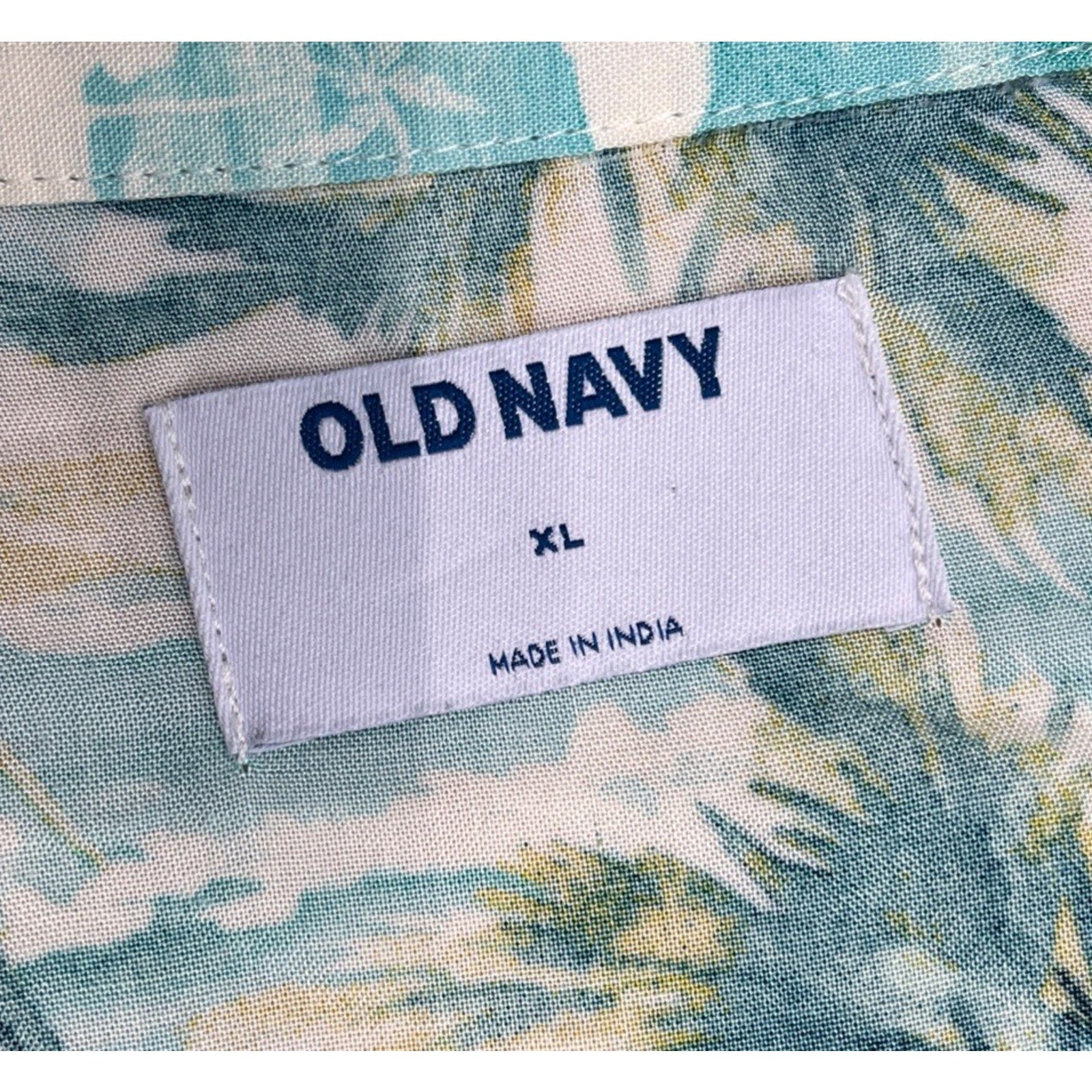 Hawaiian OLD NAVY Shirt Rayon Palm TREES mens NICE XL