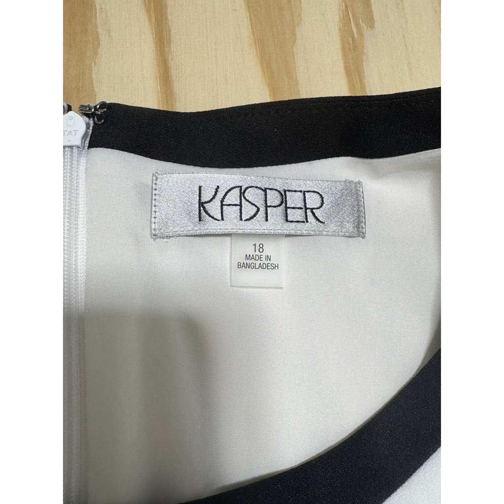 Kasper Women’s Size 18 White Black Trim 2 Pc Skirt Suit Career Office Formal New