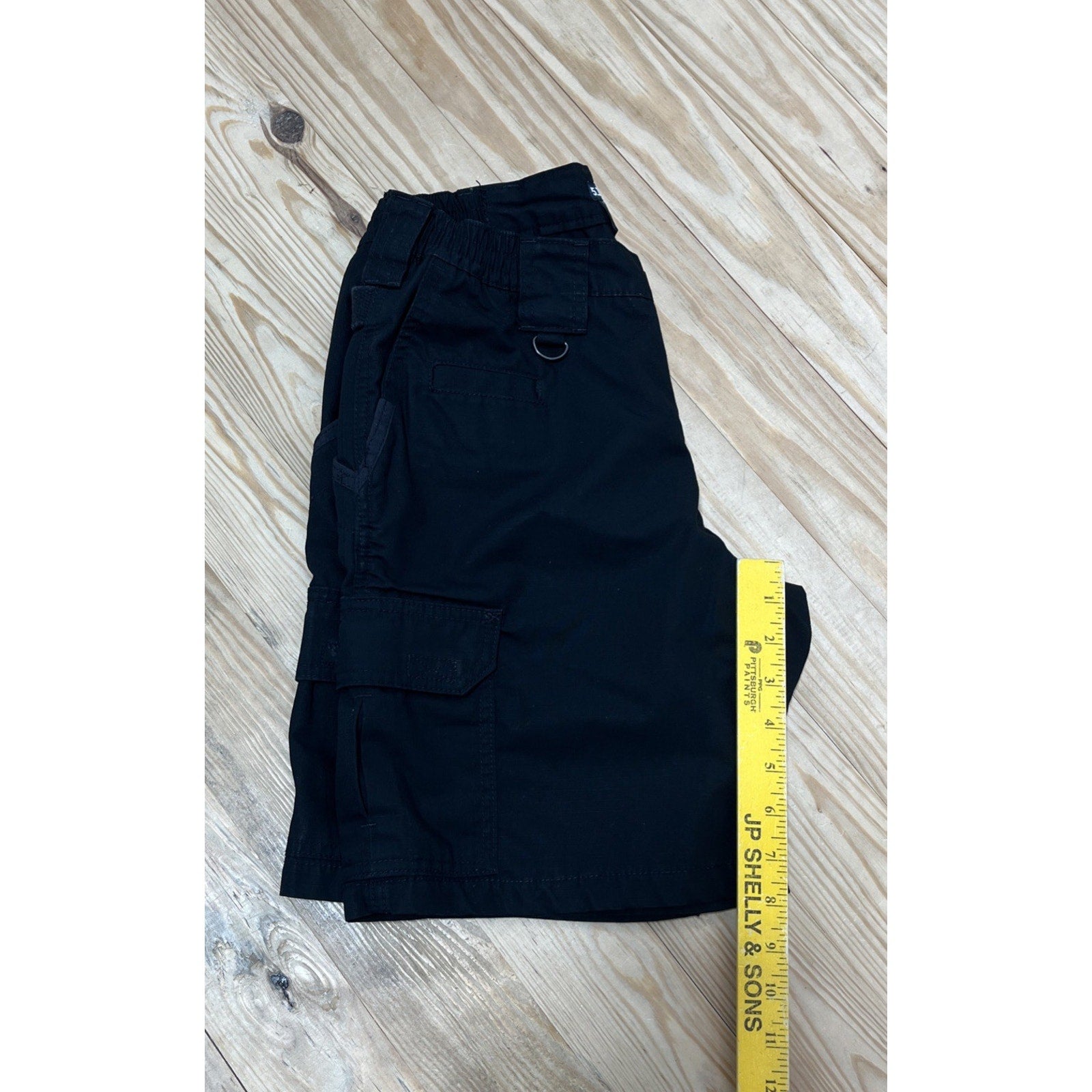 5.11 Tactical Series Cargo Utility Shorts Women's Size 4 Black