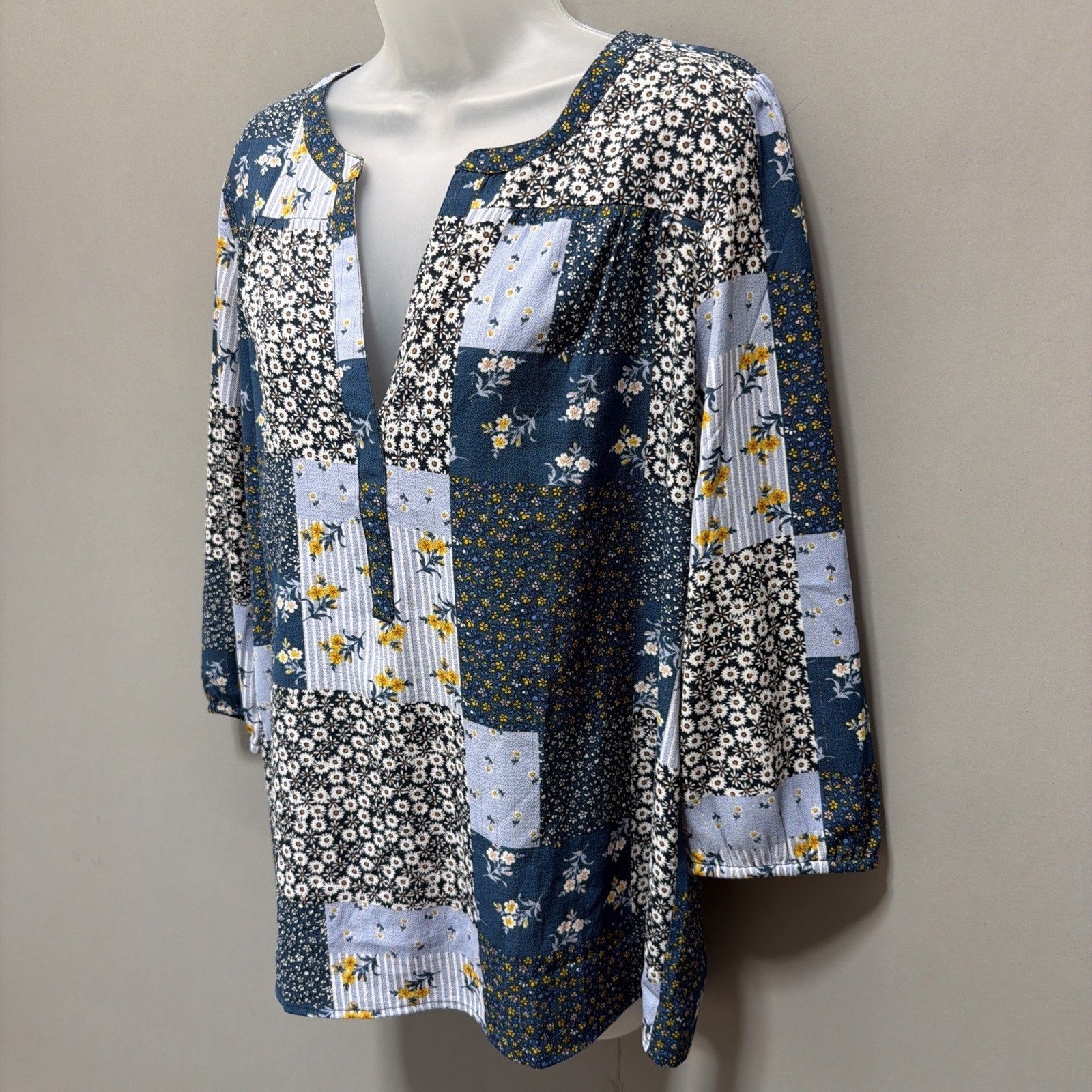 ANN TAYLOR LOFT Blouse M Blue Sheer Patchwork Boho Ditzy Fairy Floral Top